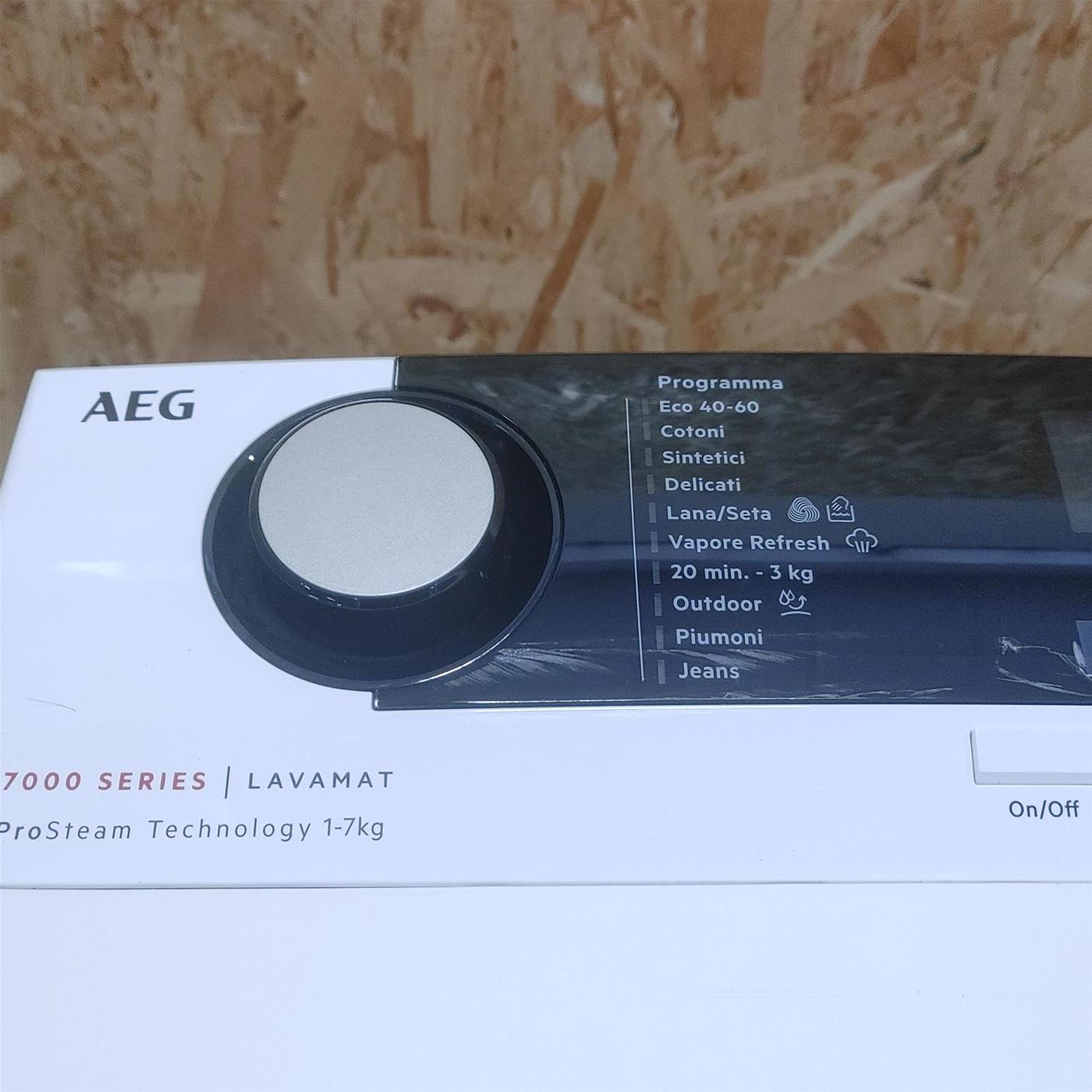 Lavatrice AEG L7TBE734 7 Kg