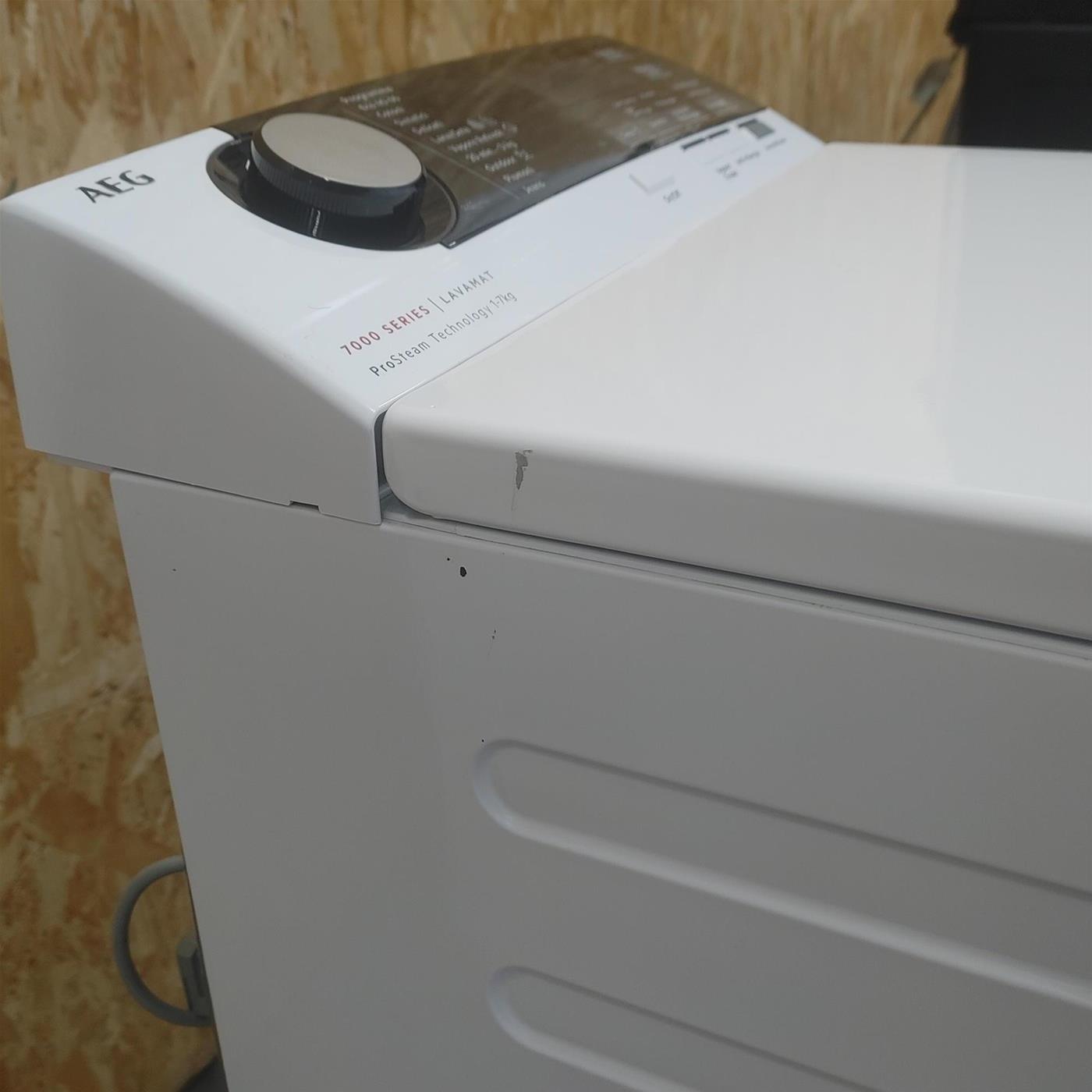 Lavatrice AEG L7TBE734 7 Kg