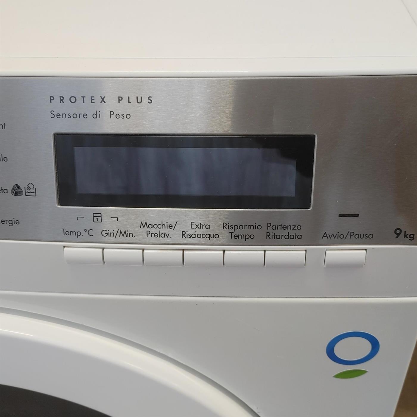 Lavatrice AEG L89499FL Carica frontale 9 kg 1400 giri Bianco