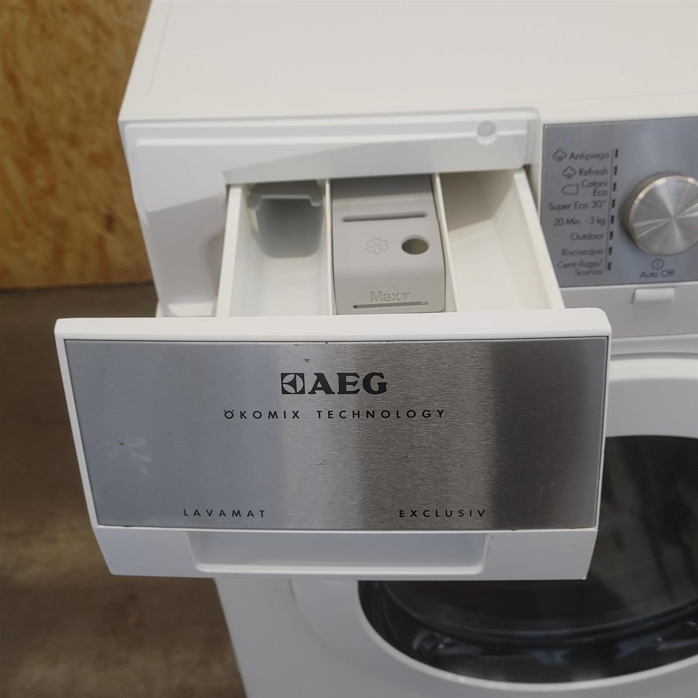 Lavatrice AEG L89499FL Carica frontale 9 kg 1400 giri Bianco