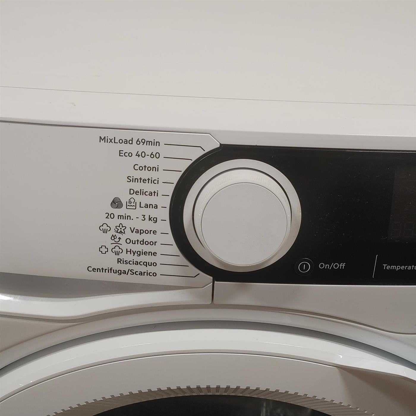 Lavatrice AEG LR7D96CW Classe A 9 Kg