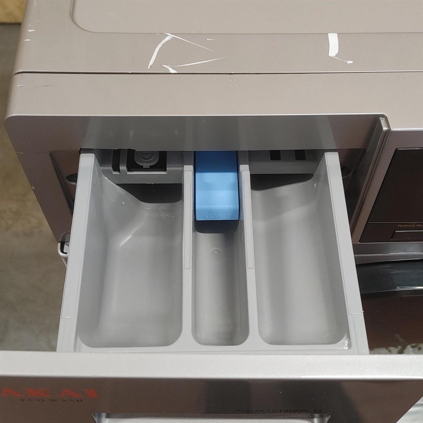 Lavasciuga AKAI AQUA1070KTL capacità 10/7 Kg, 1400giri