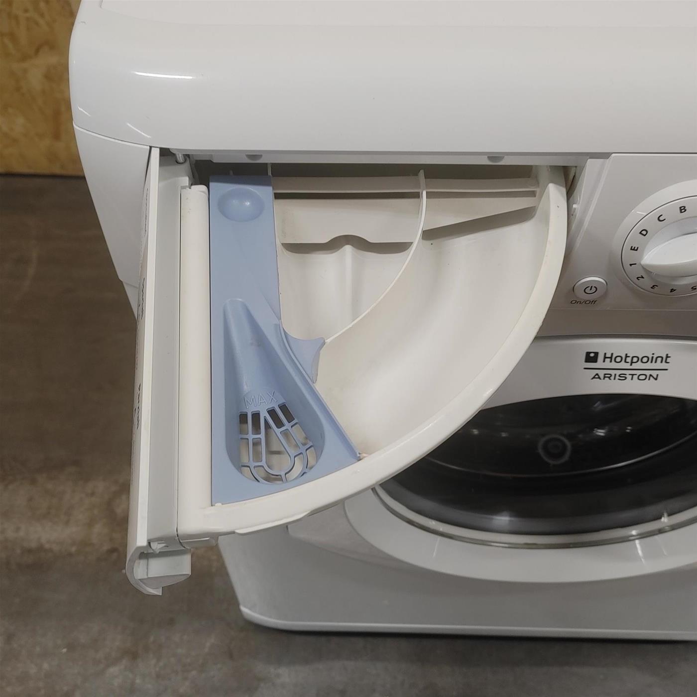 Hotpoint Ariston ARSL 108 lavatrice Caricamento frontale 5 kg 1000 Giri/min Bianco