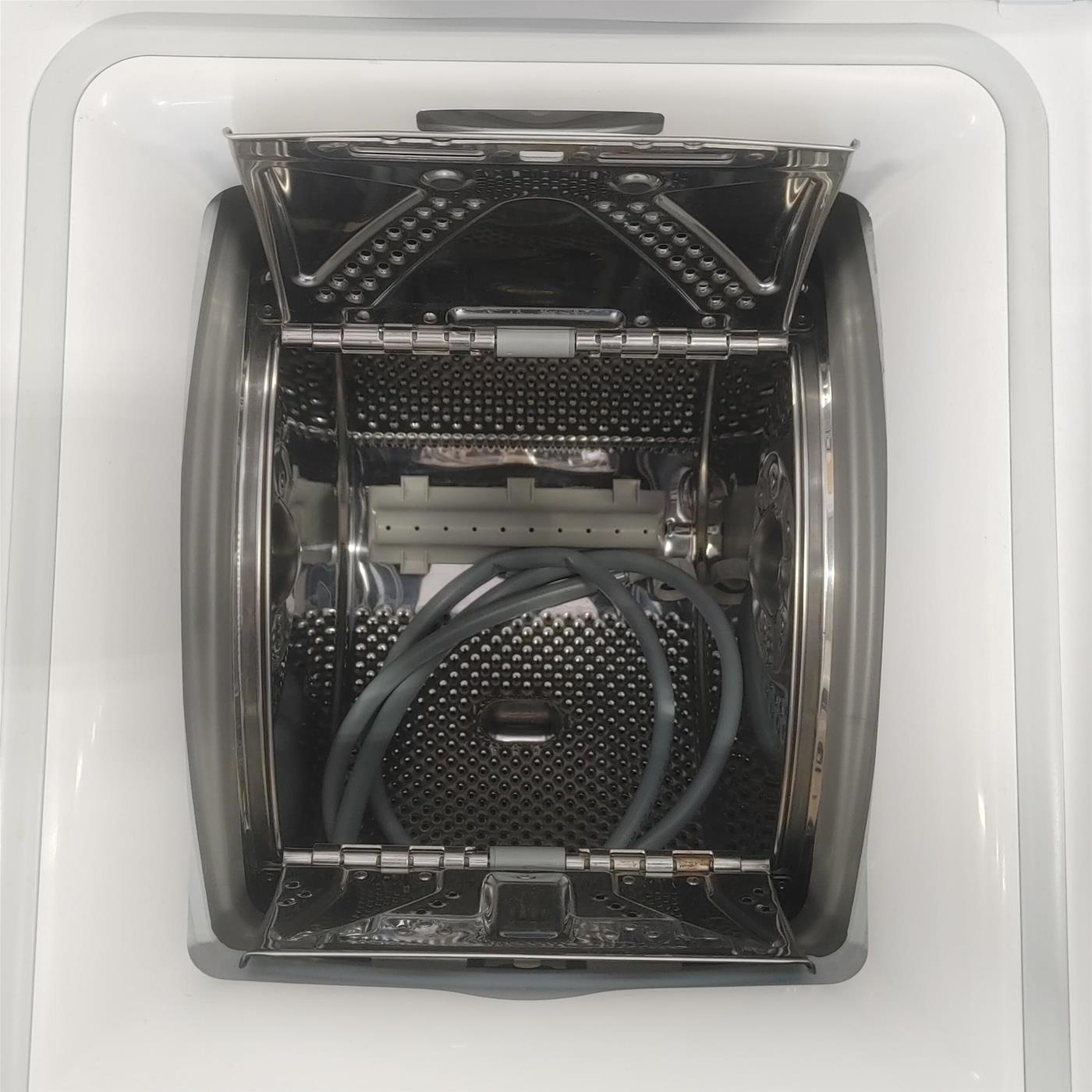 Lavatrice Hotpoint Ariston WMTG 722B IT/N Caricamento dall'alto