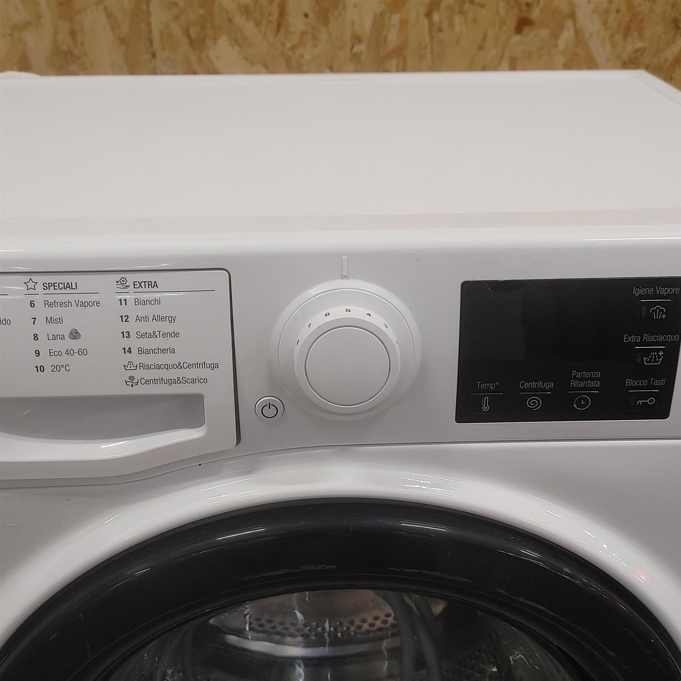 Lavatrice Hotpoint Ariston RSSG R527 B IT 7 Kg