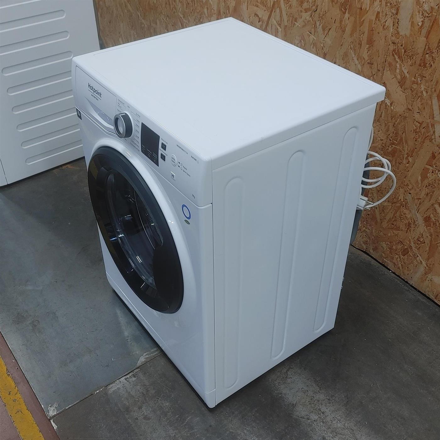 Lavatrice Hotpoint Ariston NF746WK IT Classe A 7 Kg