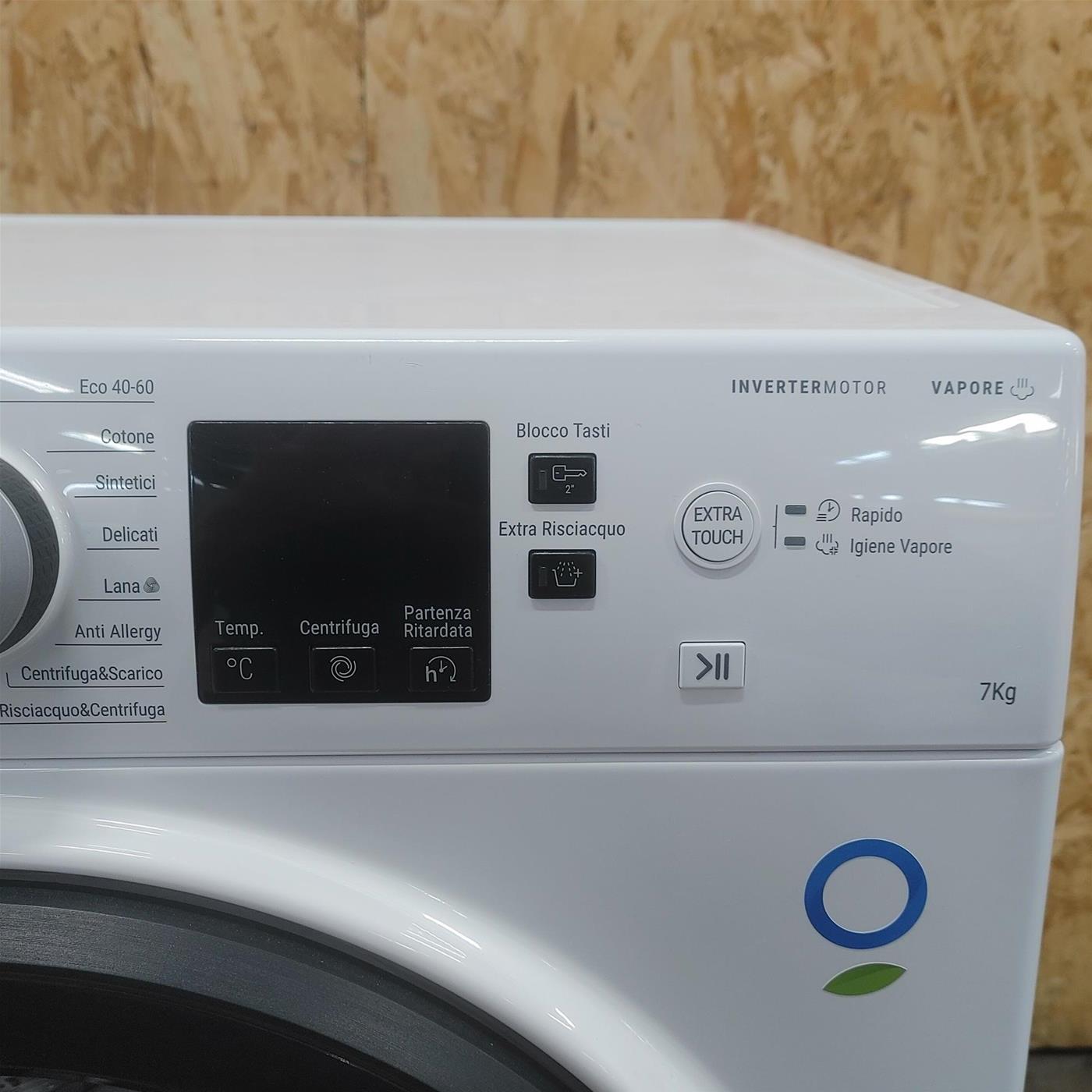 Lavatrice Hotpoint Ariston NF746WK IT Classe A 7 Kg