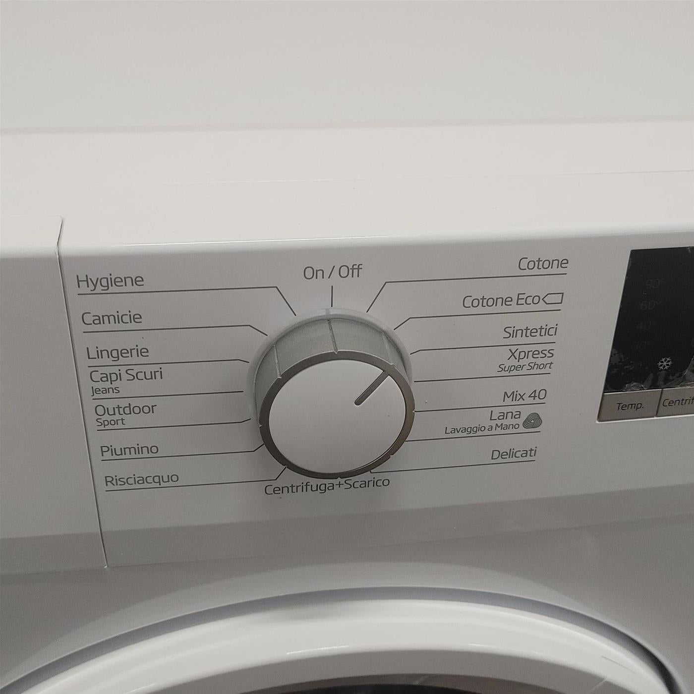 Lavatrice Beko UW5T1222W Carica frontale 5 kg 1200 Giri/min Bianco