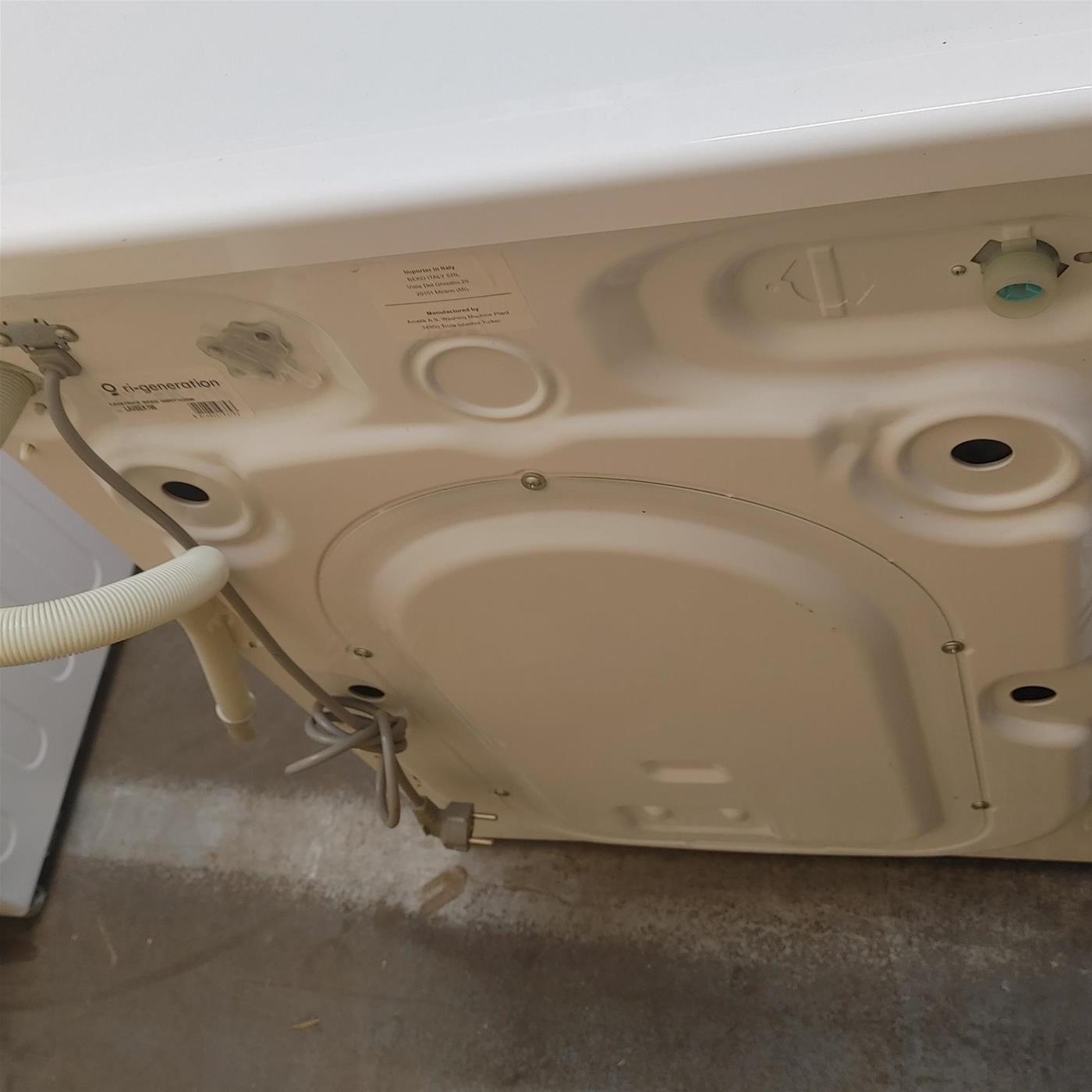 Lavatrice Beko UW5T1222W Carica frontale 5 kg 1200 Giri/min Bianco