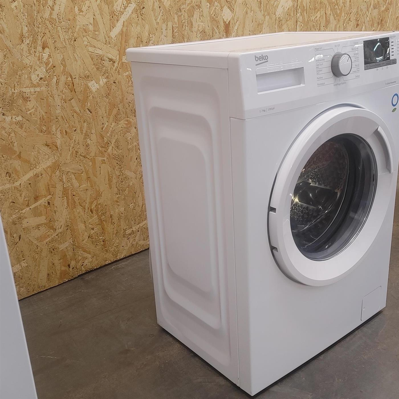 Lavatrice Beko WUX71232WI-IT Caricamento frontale 7 kg 1200 Giri Bianco