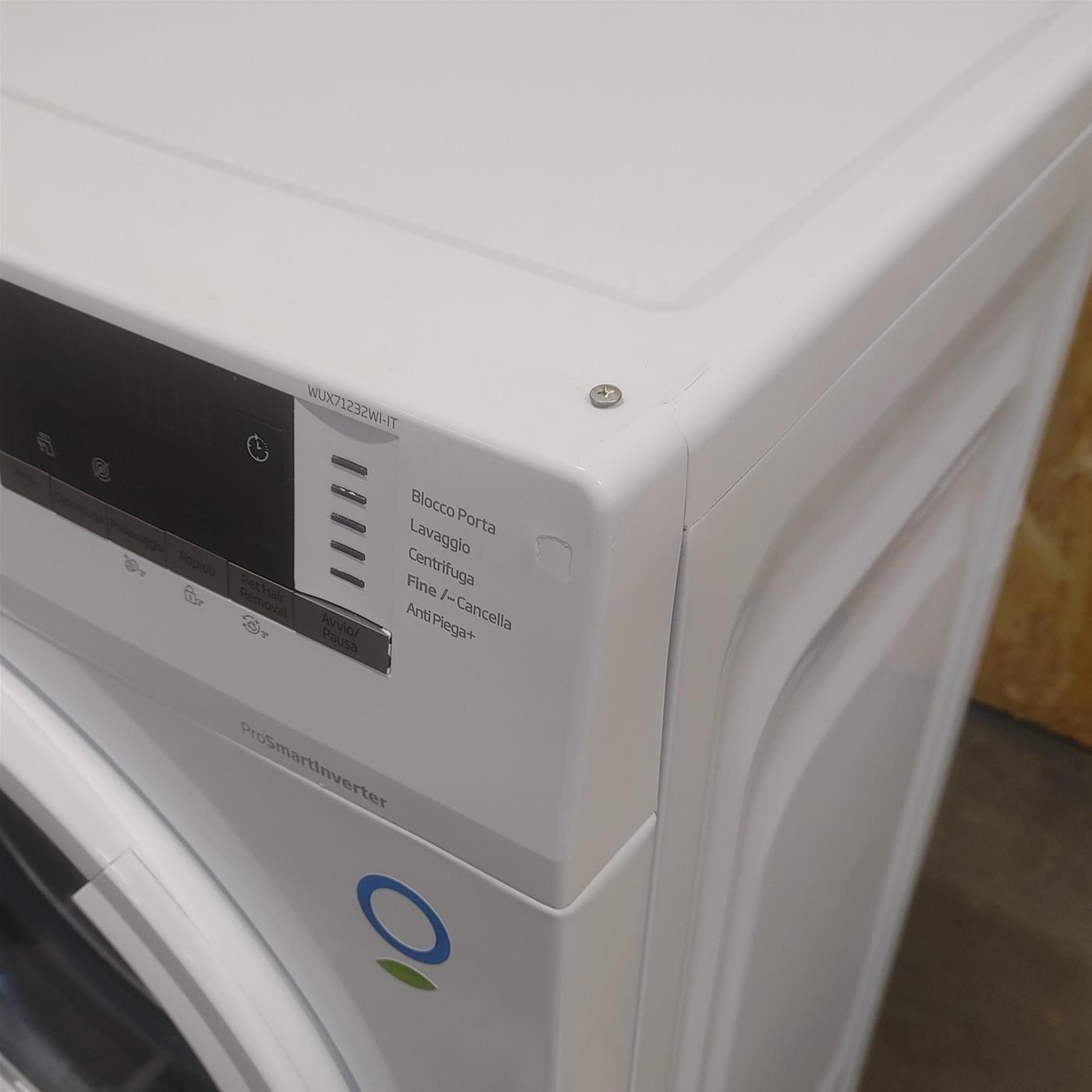 Lavatrice Beko WUX71232WI-IT Caricamento frontale 7 kg 1200 Giri Bianco