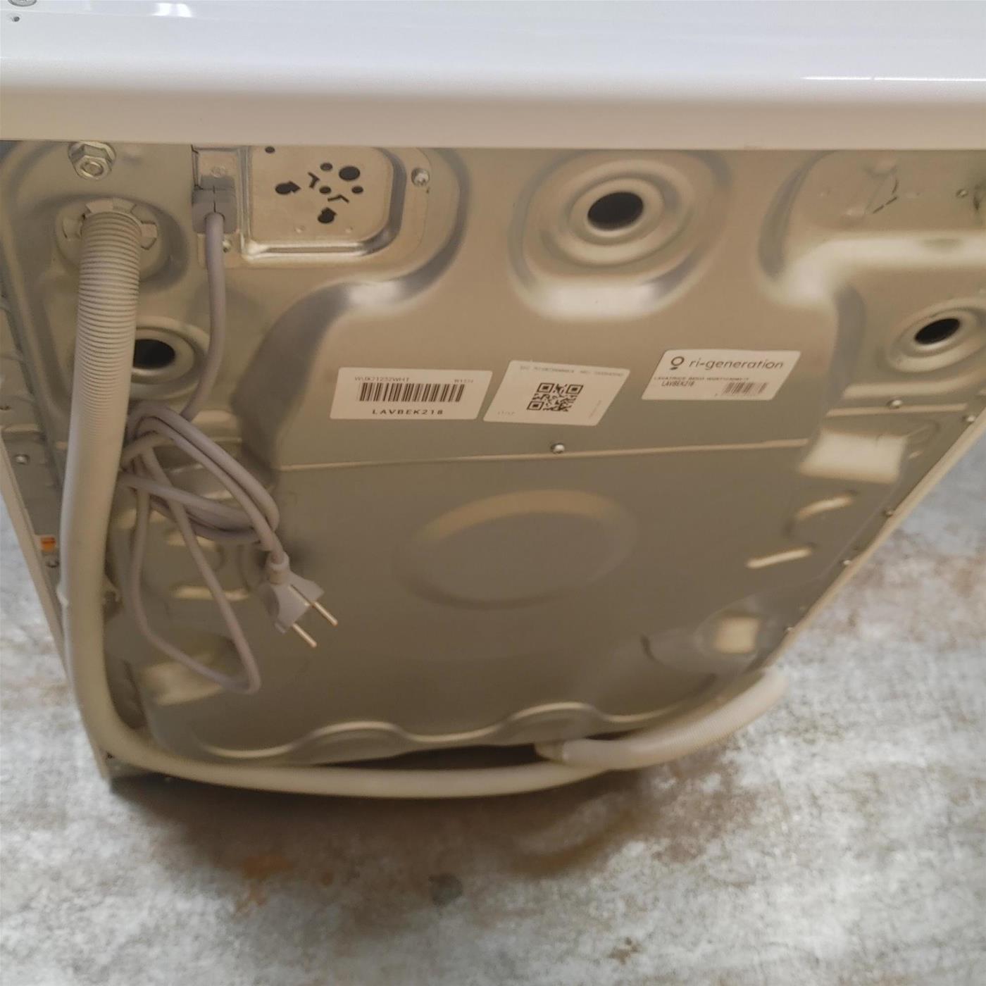 Beko WUXS61032WI-IT lavatrice Caricamento frontale 6 kg 1000 Giri/min Bianco