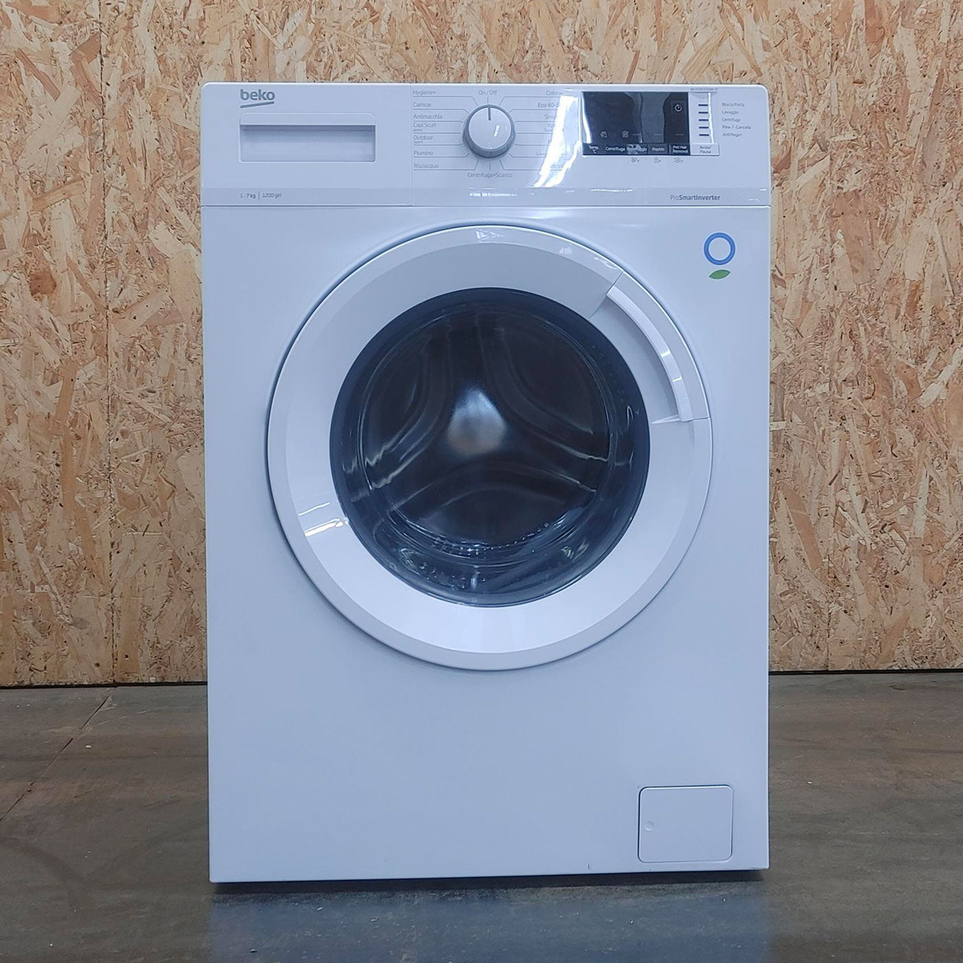 Lavatrice Beko WUX71232WI-IT Caricamento frontale 7 kg 1200 Giri Bianco