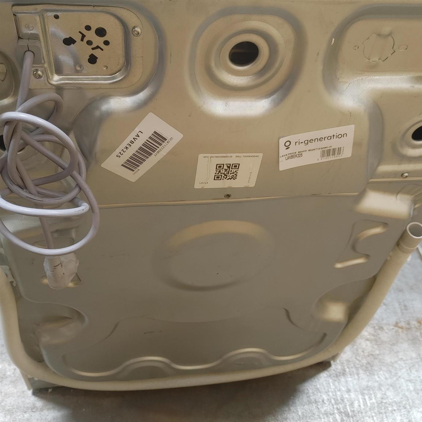 Lavatrice Beko WUX71232WI-IT Caricamento frontale 7 kg 1200 Giri Bianco