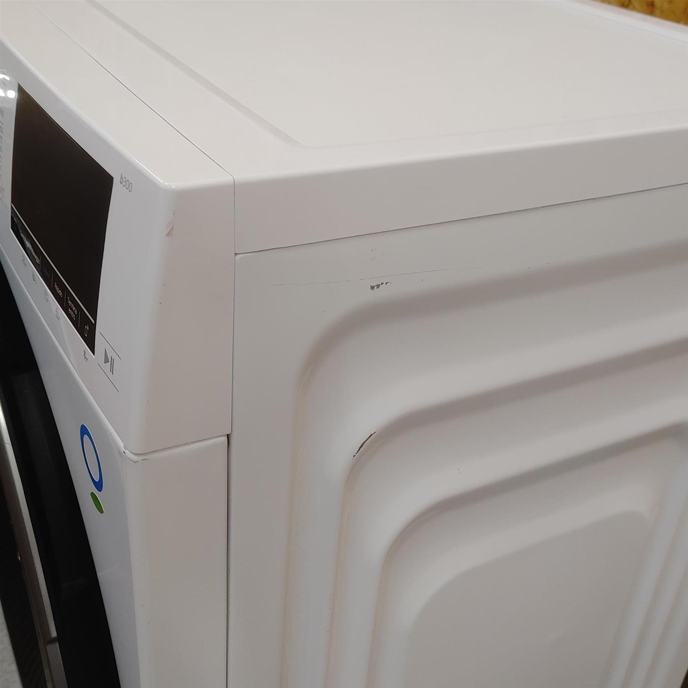 Lavatrice Beko Beyond BWU384B: Classe A 8 Kg