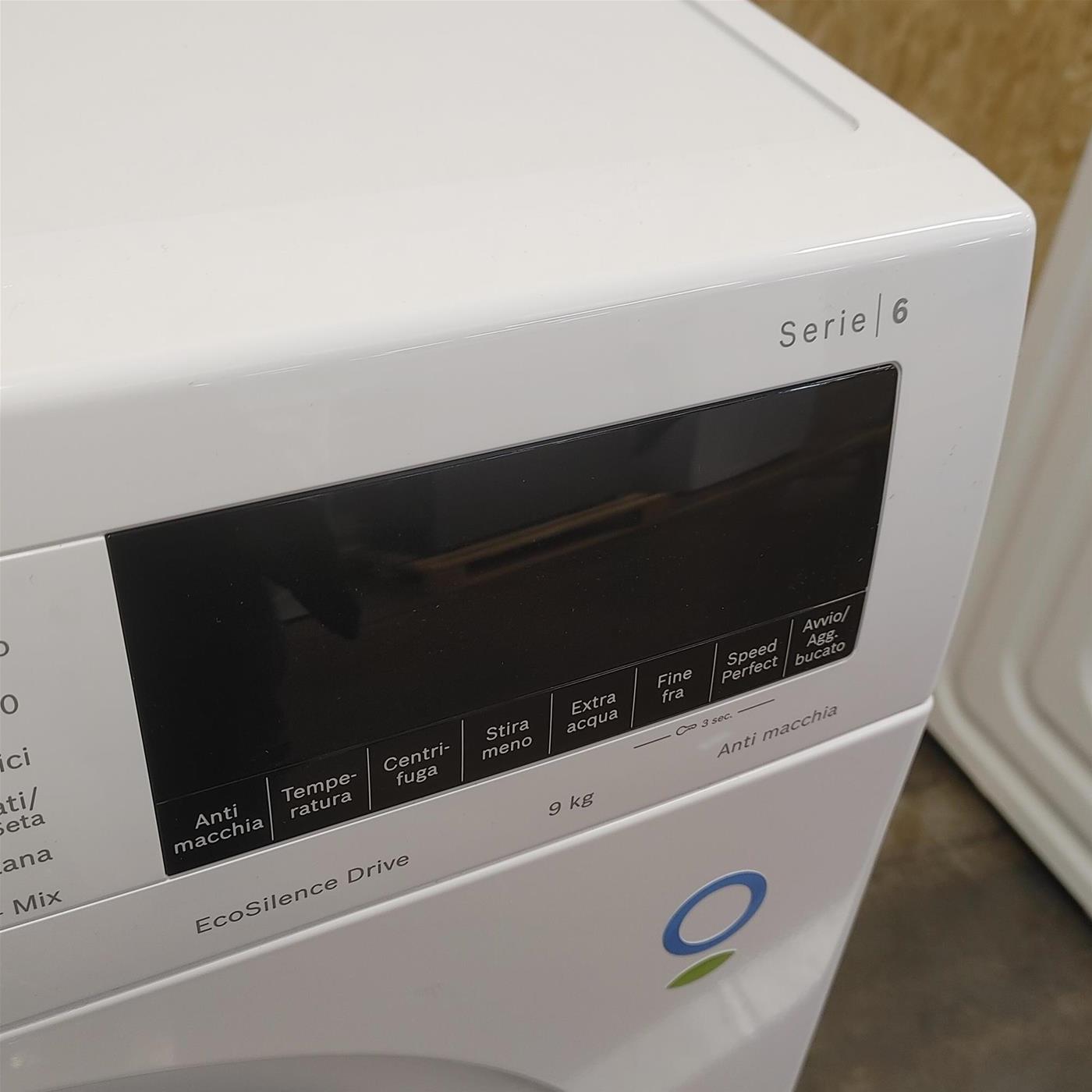 Lavatrice Bosch WGG14405IT Carica frontale 9 kg 1400 Giri/min Bianco