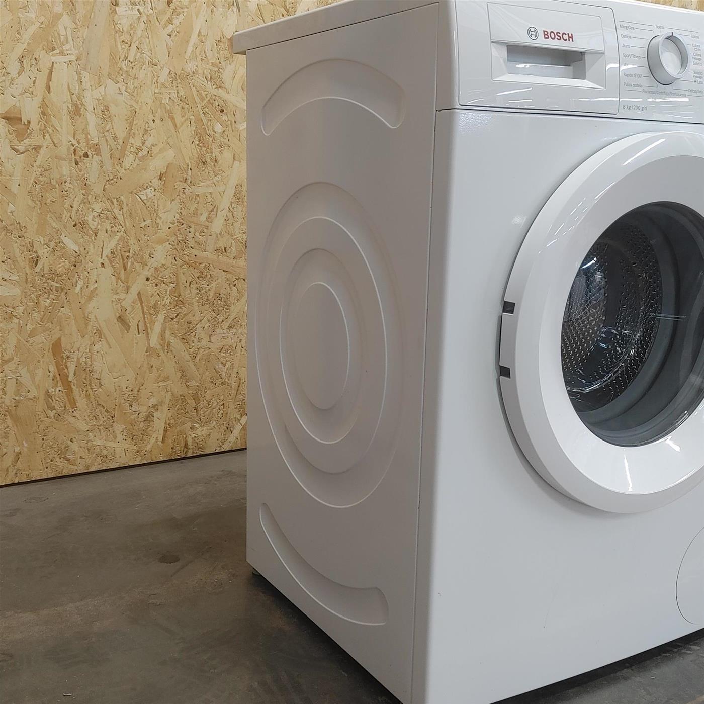 Bosch Serie 4 WAN24168IT lavatrice Caricamento frontale 8 kg 1200 Giri/min Bianco