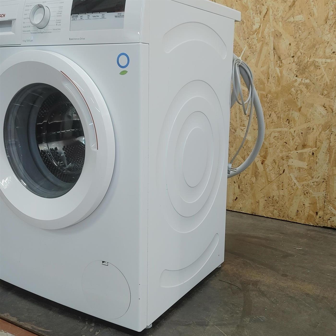 Bosch Serie 4 WAN24168IT lavatrice Caricamento frontale 8 kg 1200 Giri/min Bianco
