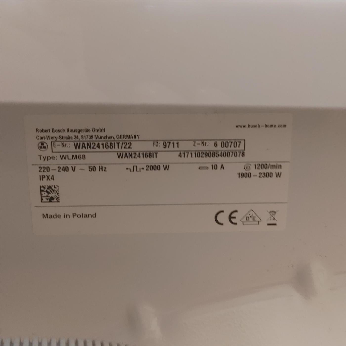 Bosch Serie 4 WAN24168IT lavatrice Caricamento frontale 8 kg 1200 Giri/min Bianco