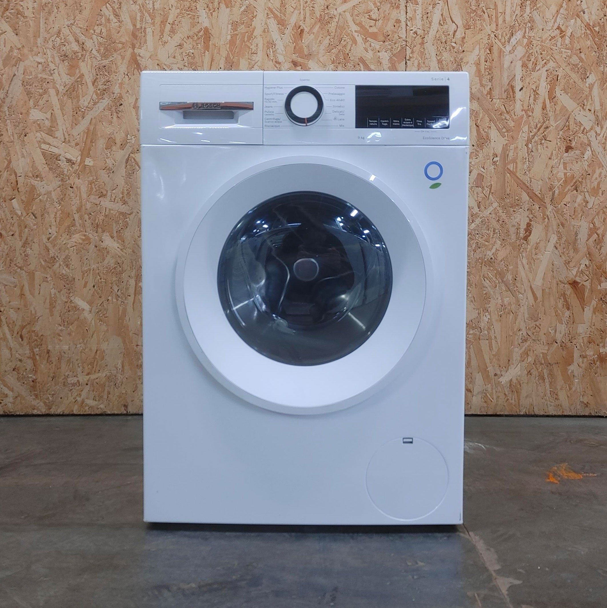 Bosch Serie 4 WGG04200IT lavatrice Caricamento frontale 9 kg 1151 Giri/min Bianco