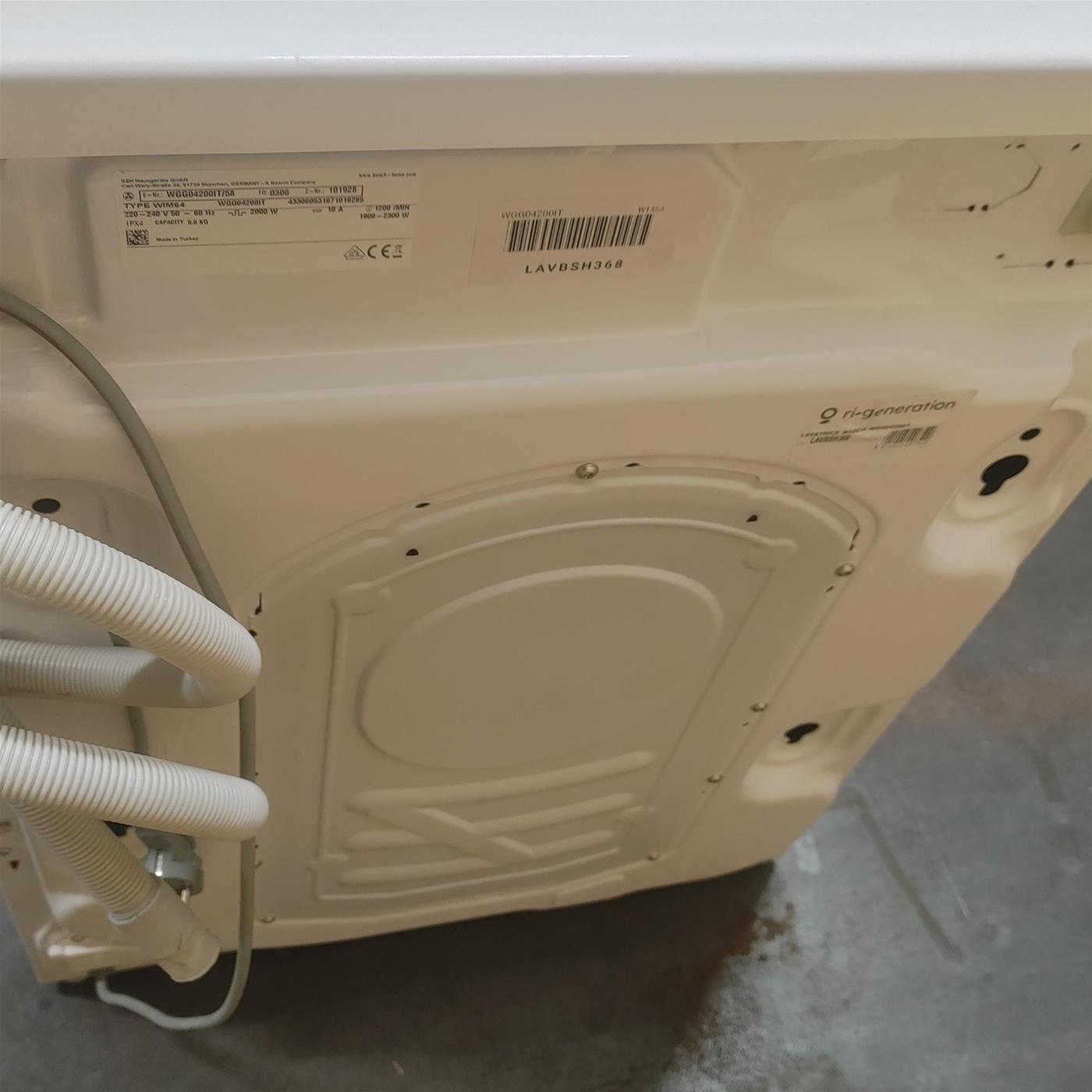 Bosch Serie 4 WGG04200IT lavatrice Caricamento frontale 9 kg 1151 Giri/min Bianco