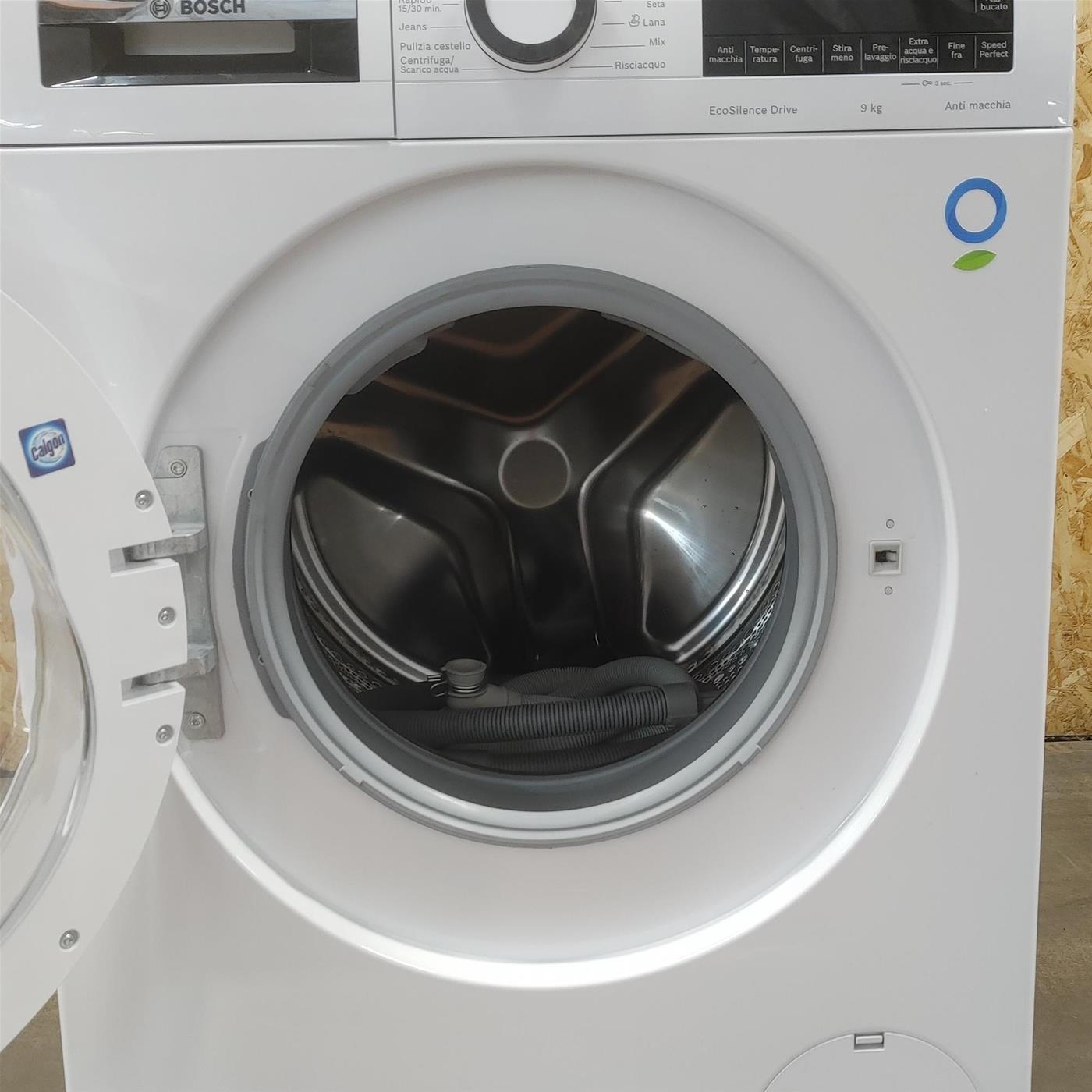 Lavatrice Bosch Serie 6 WGG24400IT Carica frontale 9 kg 1400 giri Bianco