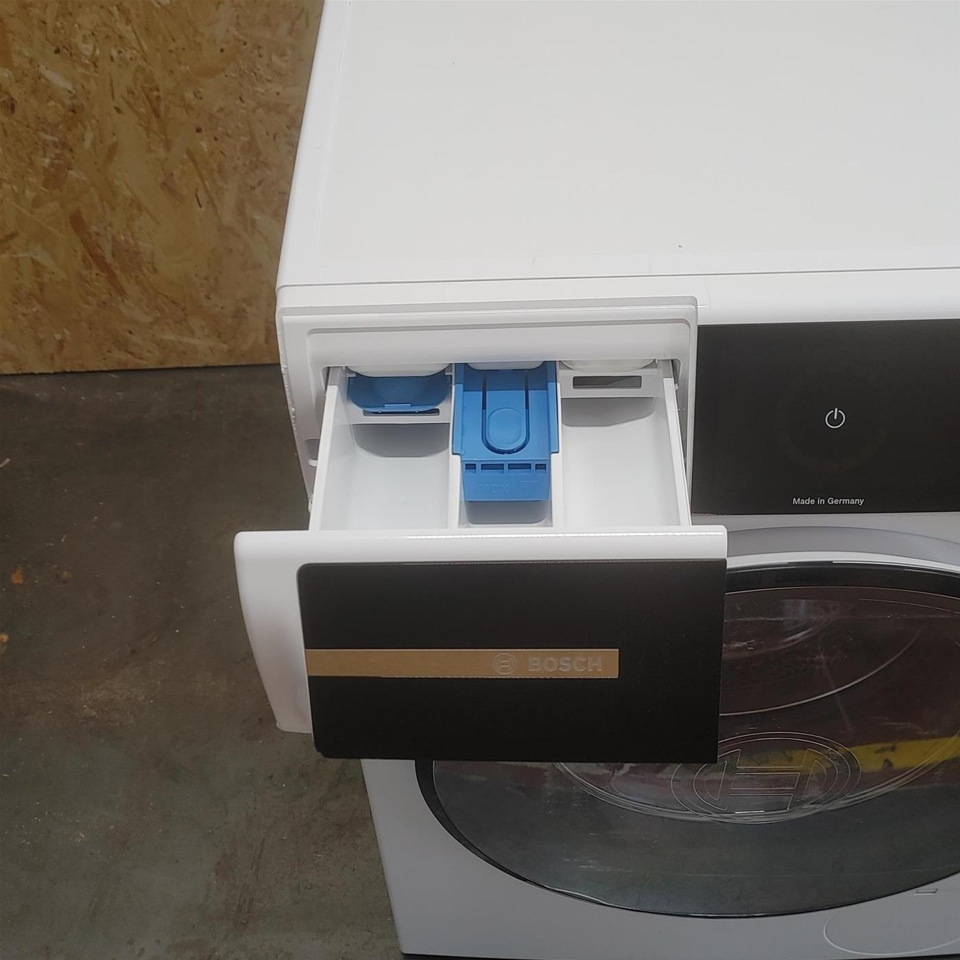 Lavatrice Bosch Serie 8 WGB24400IT Classe A 9 Kg