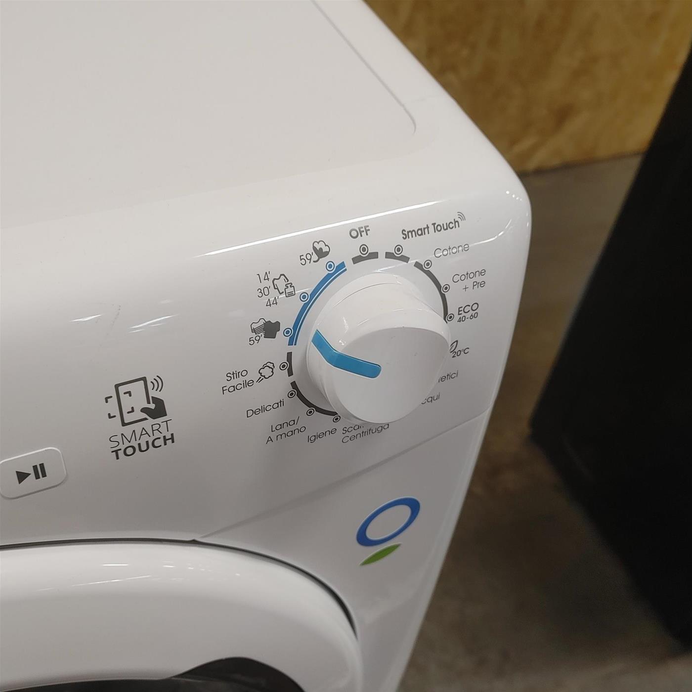 Candy Smart CSS4372DW4/1-11 lavatrice Caricamento frontale 7 kg 1300 Giri/min Bianco (copia)