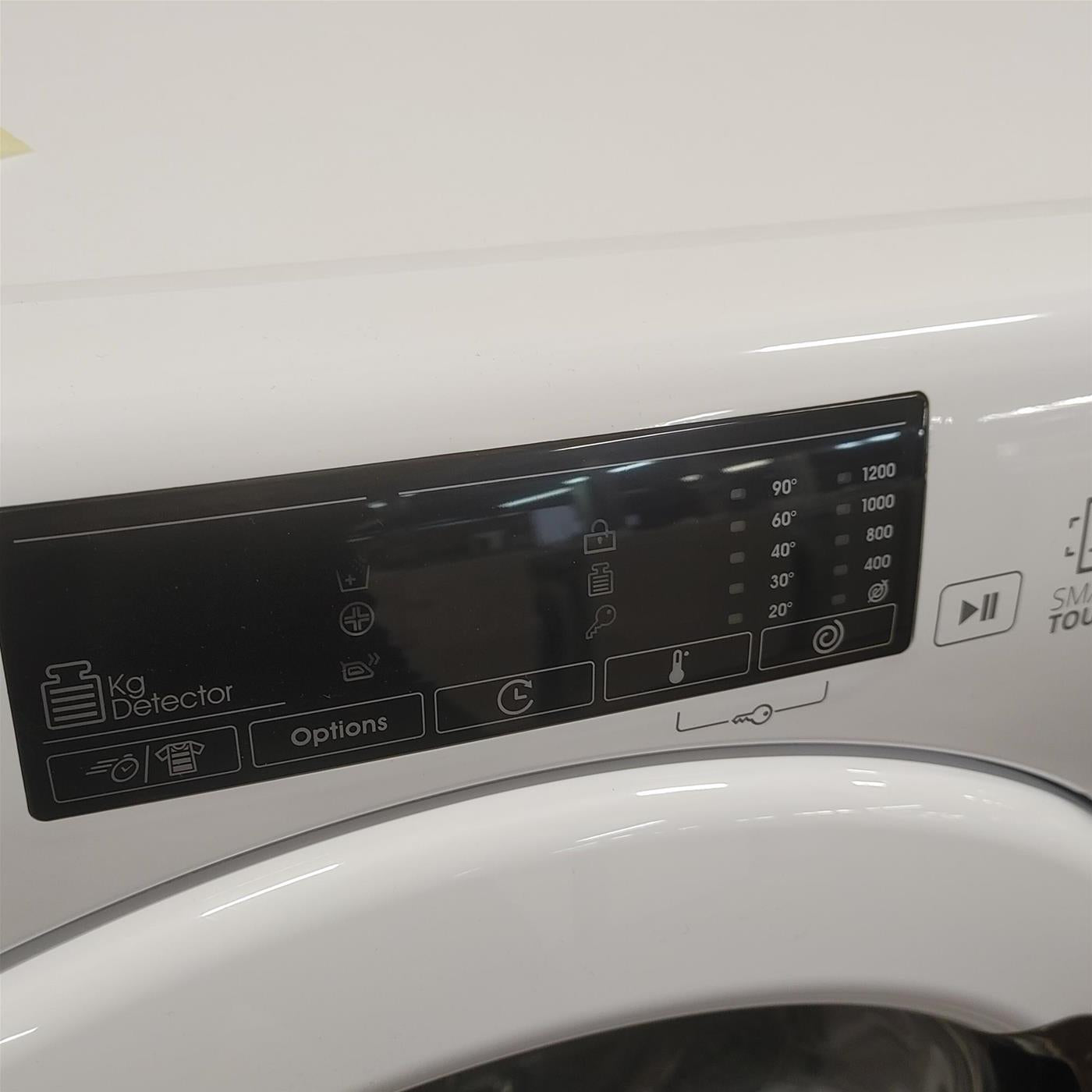 Candy Smart CSS129TW4-11 lavatrice Caricamento frontale 9 kg 1200 Giri/min Bianco