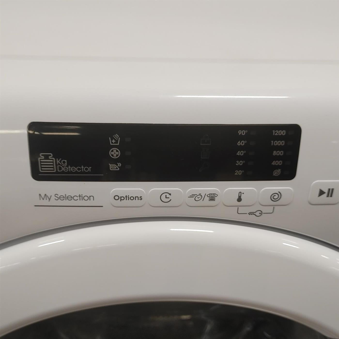 Candy Smart CS1282DE-11 lavatrice Caricamento frontale 8 kg 1200 Giri/min D Bianco