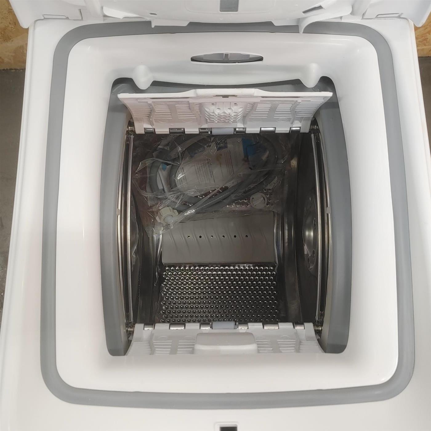 Lavatrice Candy CSTG 47TMV5/1-11 Classe A - 7 Kg