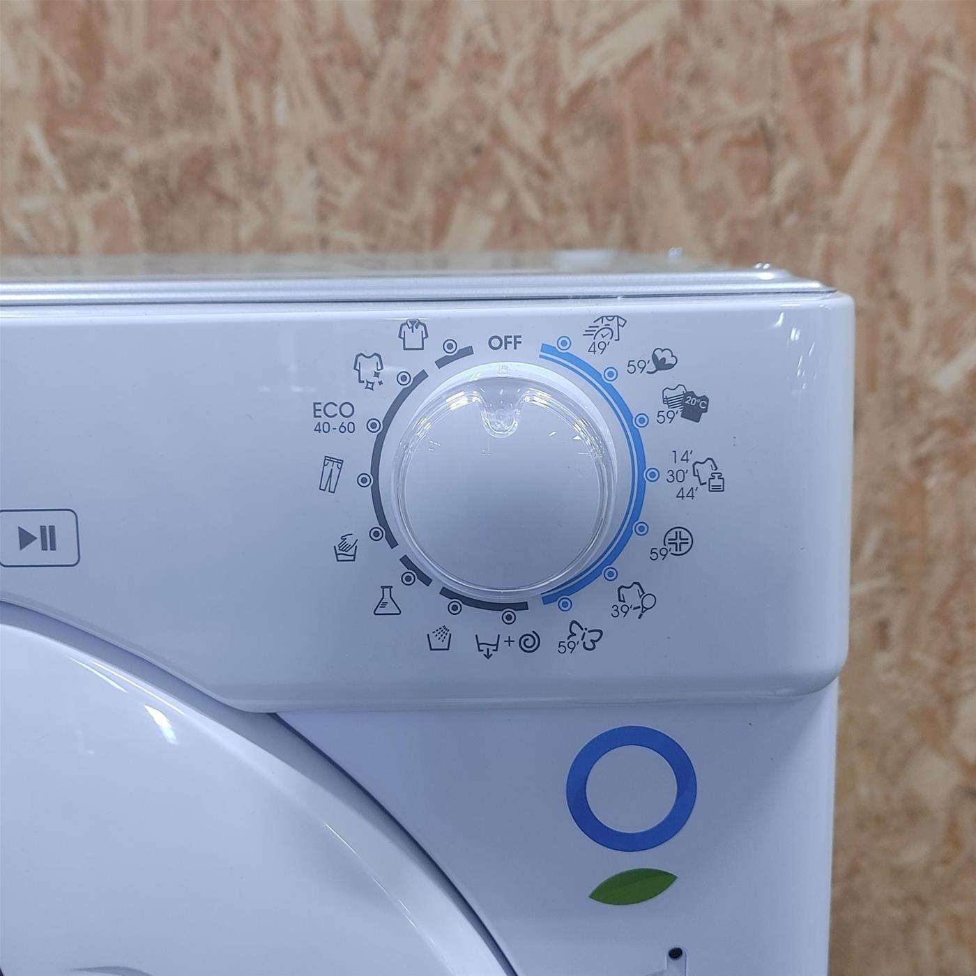 Candy Smart Inverter CBW 48TWME-S lavatrice Caricamento frontale 8 kg 1400 Giri/min A Bianco