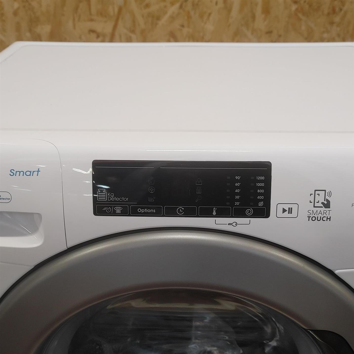 Candy Smart CSS4127TRE/1-11 lavatrice Caricamento frontale 7 kg 1200 Giri/min D Bianco