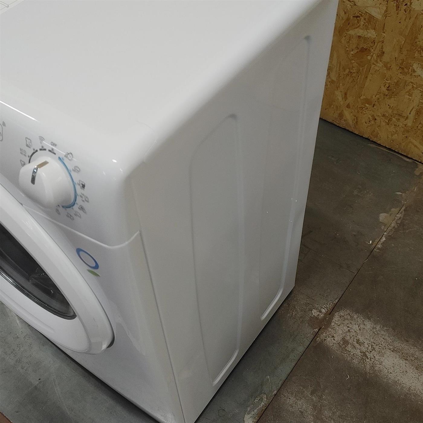 Candy Smart Pro Inverter CSO 496TWM6/1-S lavatrice Caricamento frontale 9 kg 1400 Giri/min Bianco