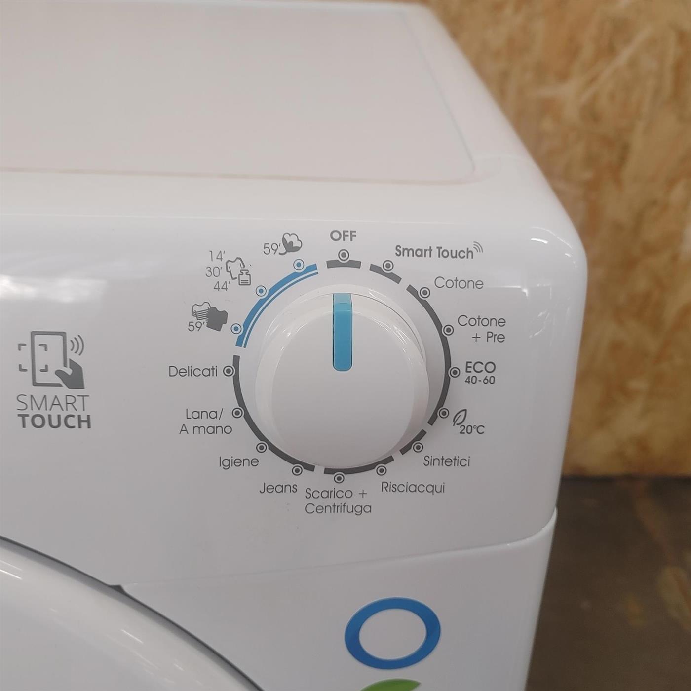 Candy CS1272DE/1-11 lavatrice Caricamento frontale 7 kg 1200 Giri/min Bianco