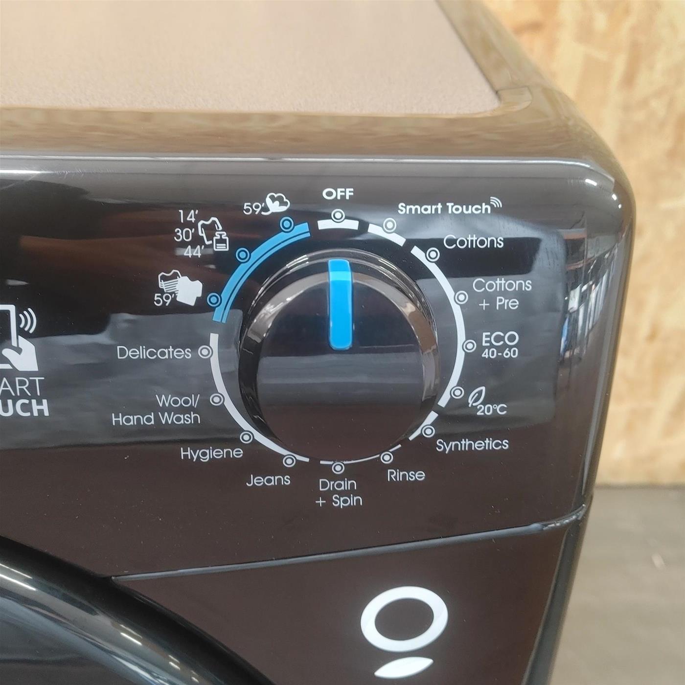 Candy Smart CS1492DW4/1-80 lavatrice Caricamento frontale 9 kg 1400 Giri/min Bianco