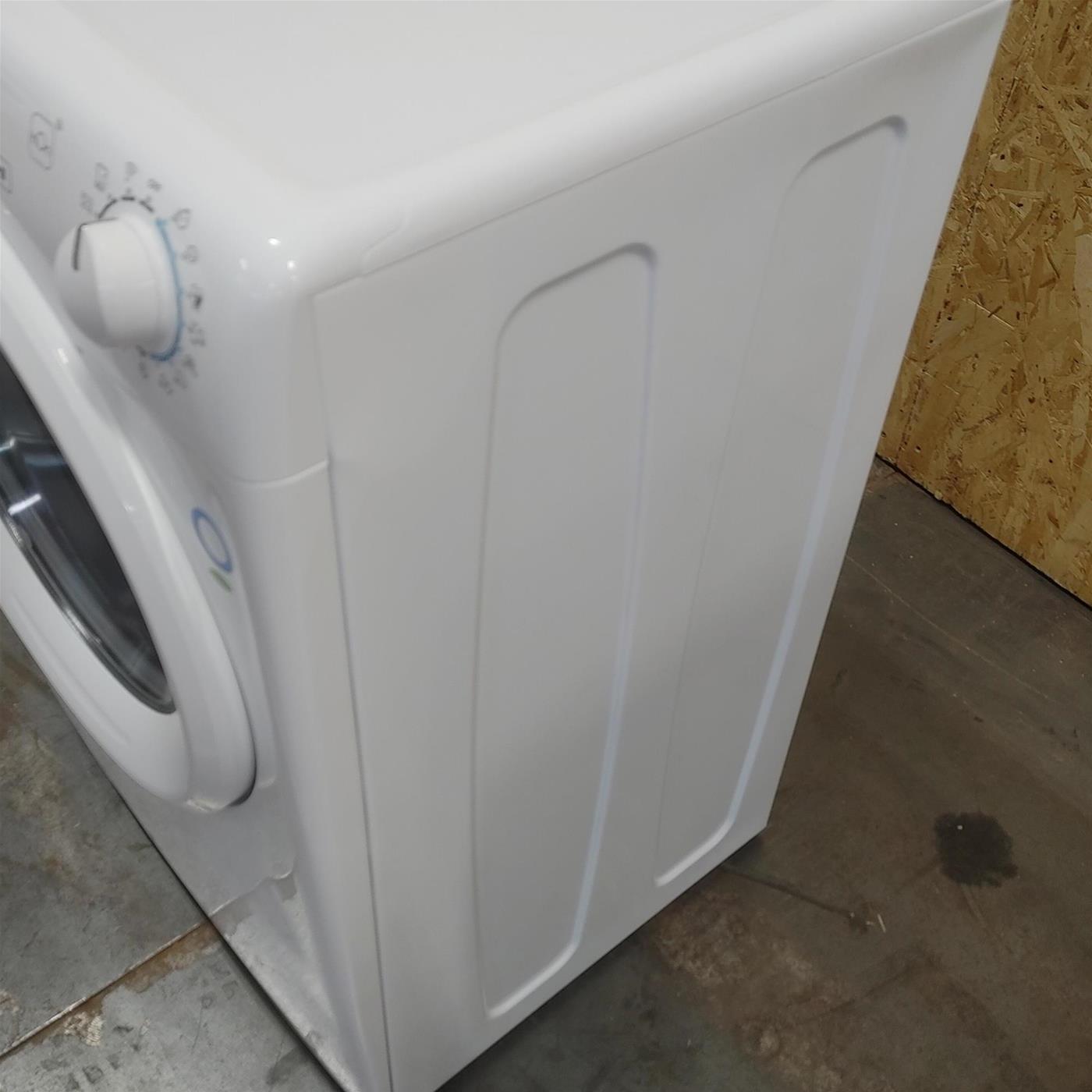 Candy Smart Pro Inverter CSO 496TWM6/1-S lavatrice Caricamento frontale 9 kg 1400 Giri/min Bianco