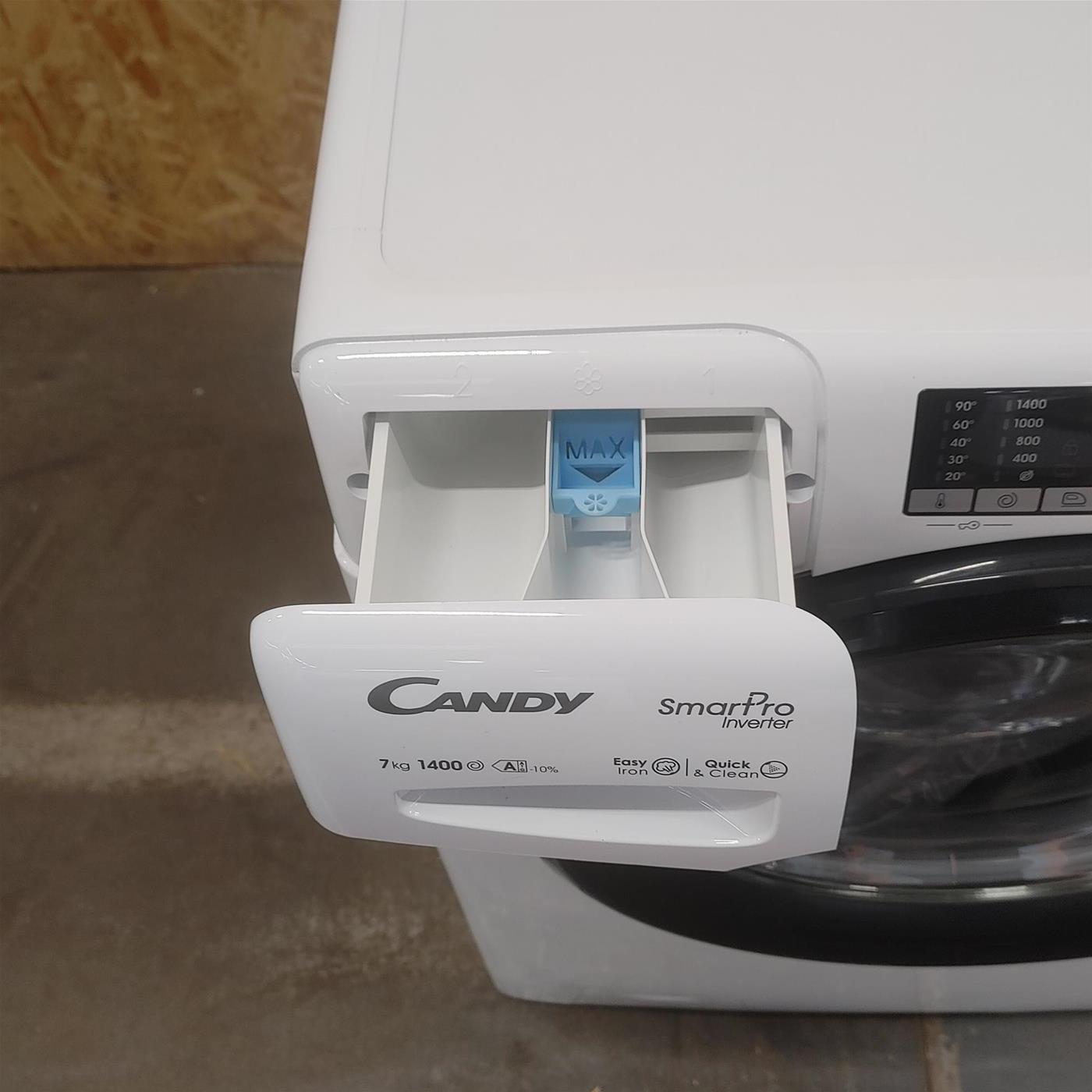 Lavatrice slim Candy Smart Pro Inverter CSO4474TWMB6/1-S Classe A 7 Kg