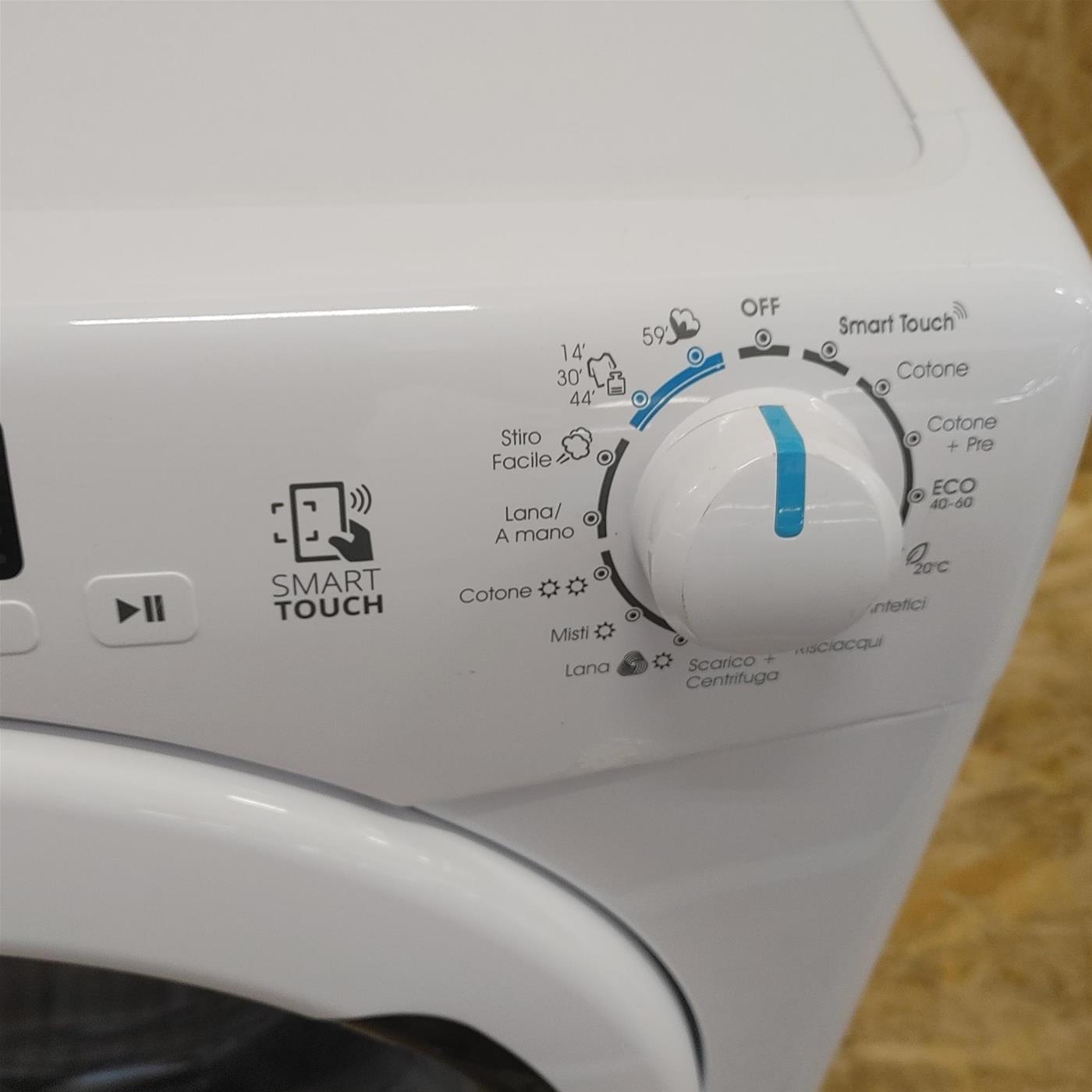 Candy CS 1272D3-S lavatrice Caricamento frontale 7 kg 1200 Giri/min Bianco