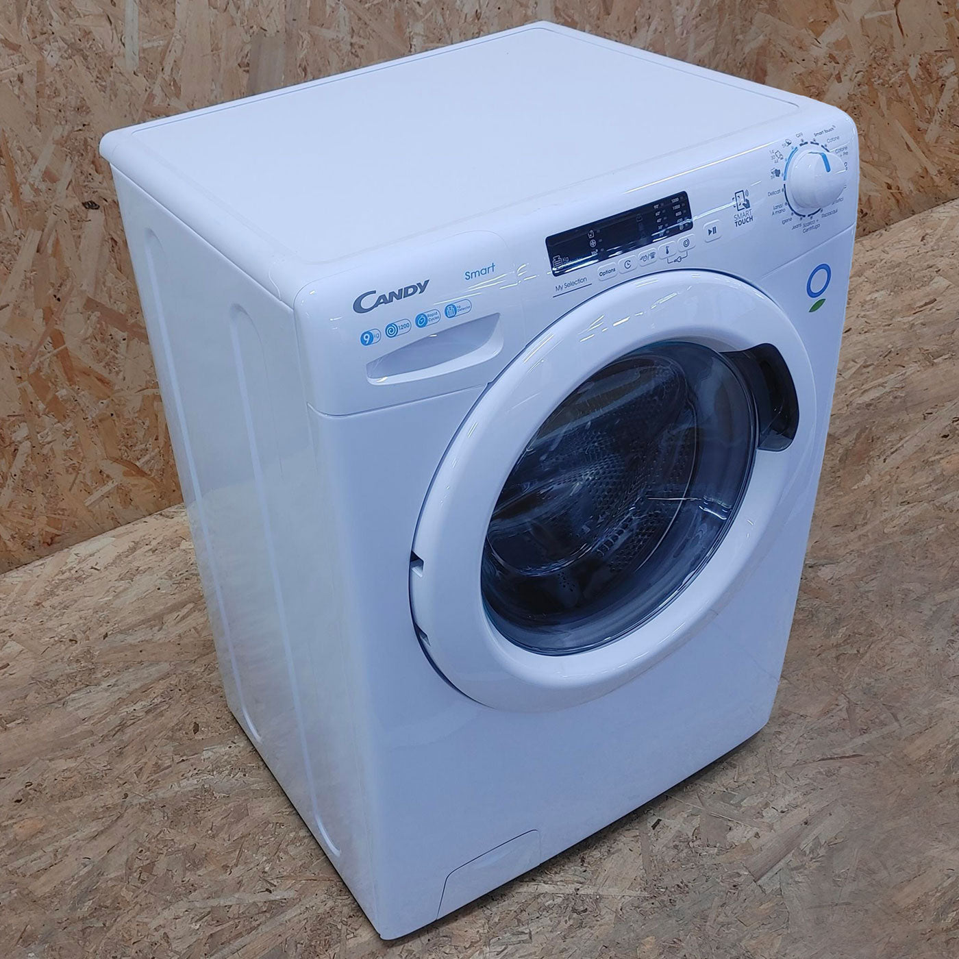 Candy Smart CS1292DE-11 lavatrice Caricamento frontale 9 kg 1200 Giri/min D Bianco