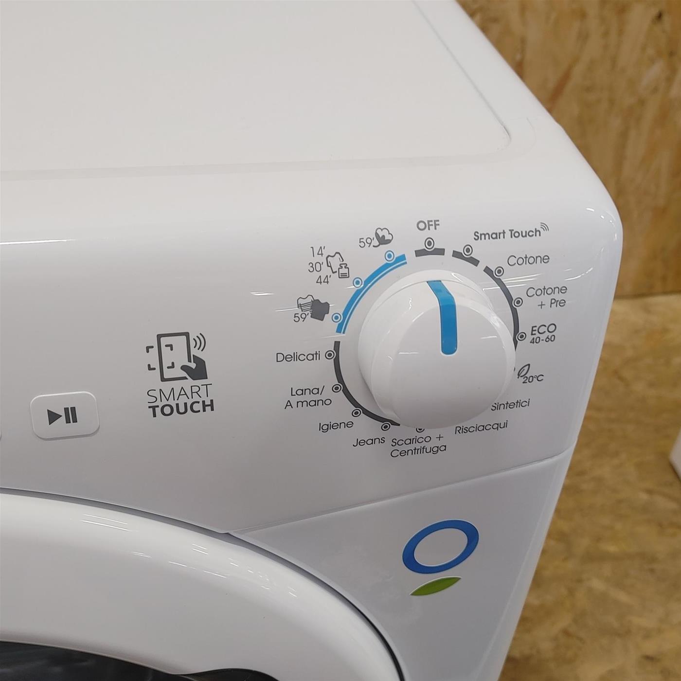 Candy Smart CS1292DE-11 lavatrice Caricamento frontale 9 kg 1200 Giri/min D Bianco