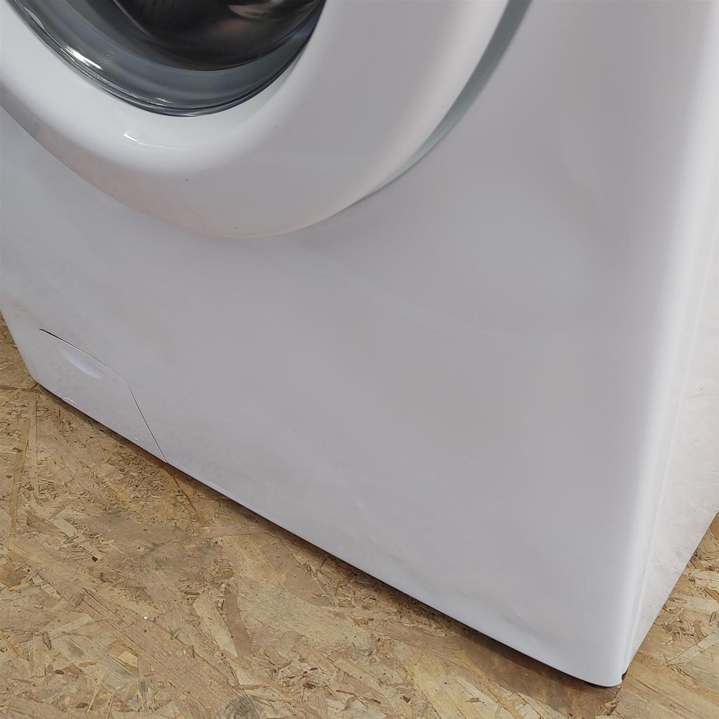 Candy Smart CS4 1061DE/1-S lavatrice Caricamento frontale 6 kg 1000 Giri/min D Bianco