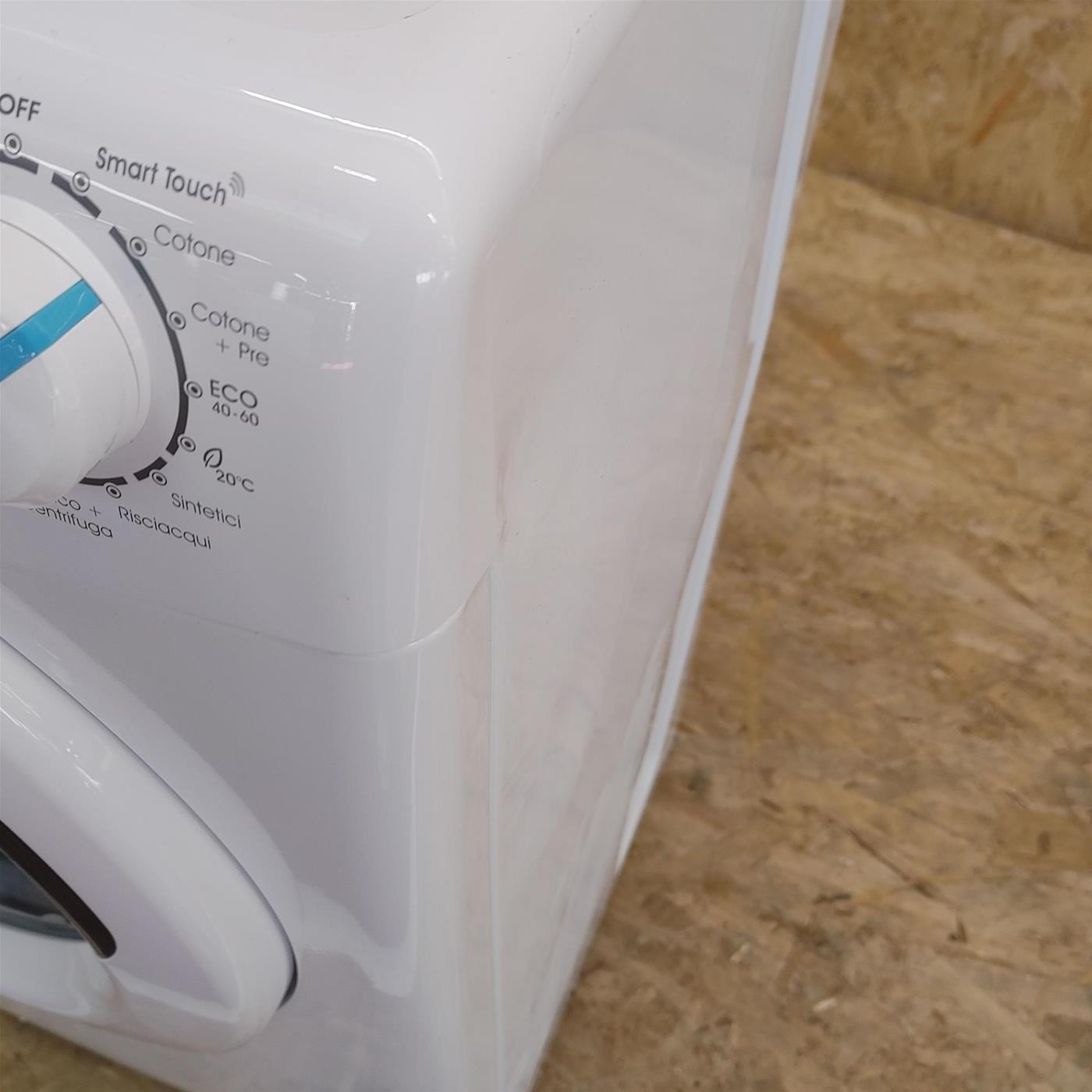 Candy Smart CS 1272D3/1-01 lavatrice Caricamento frontale 7 kg 1200 Giri/min Bianco