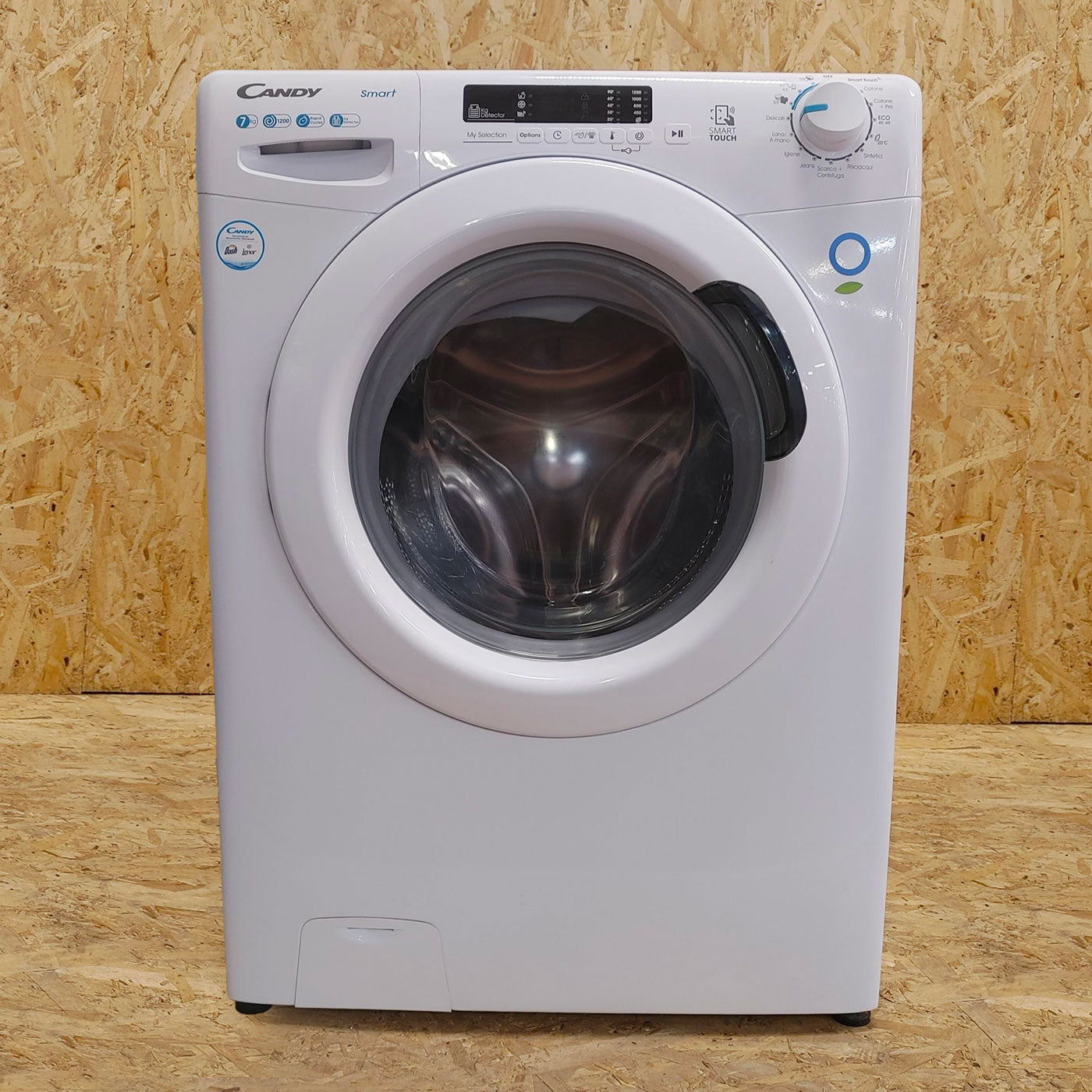 Candy Smart lavatrice Caricamento frontale 7 kg 1200 Giri/min Bianco