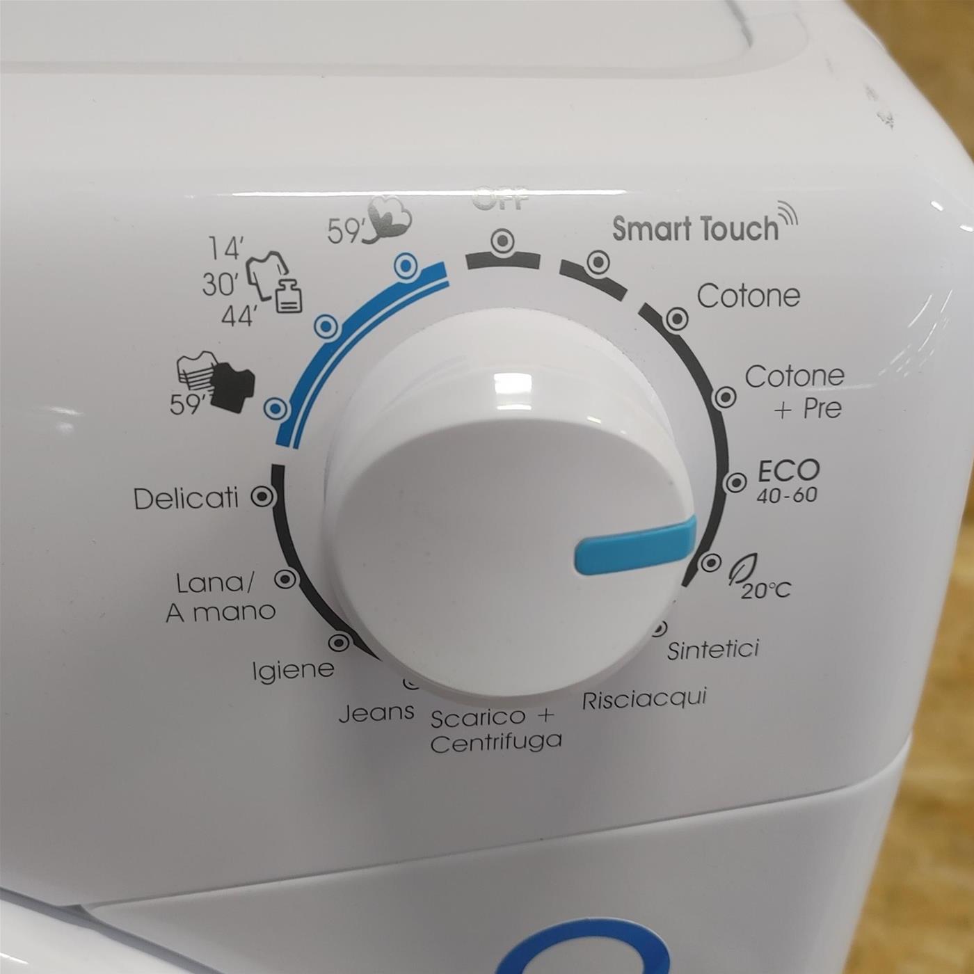 Candy Smart lavatrice Caricamento frontale 7 kg 1200 Giri/min Bianco