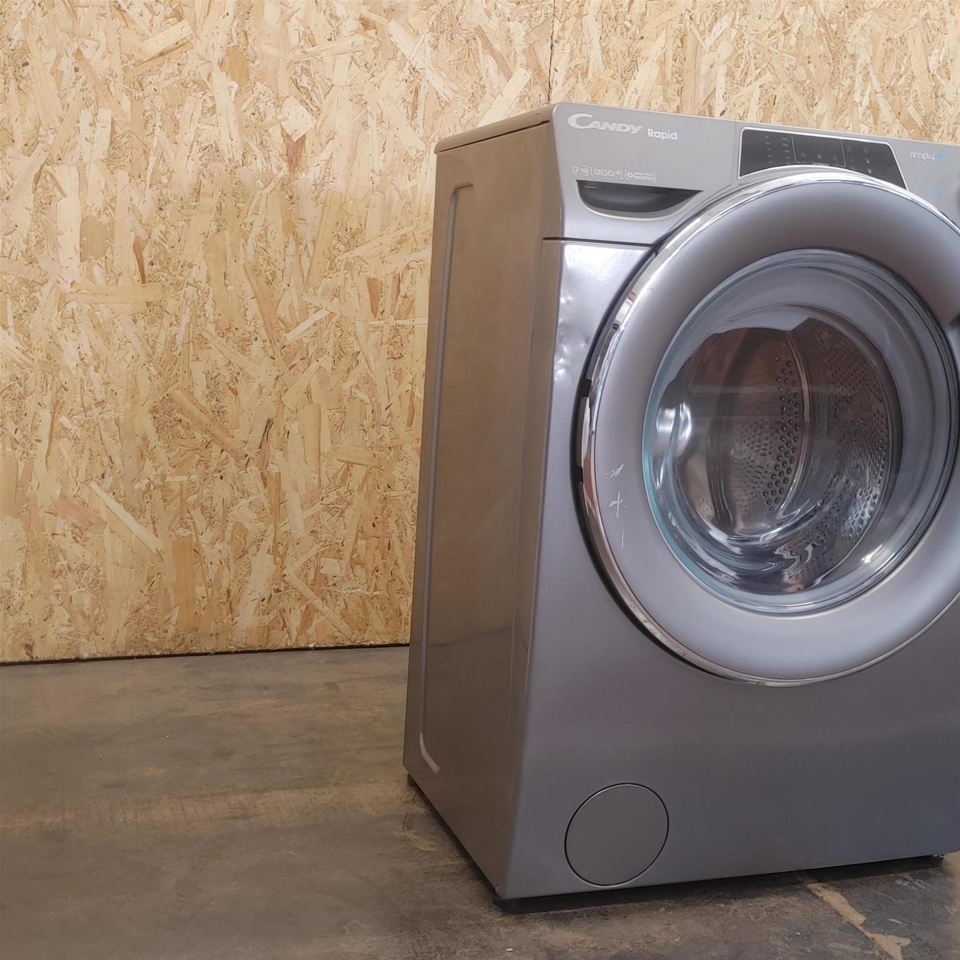 Candy RapidÓ RO41276DWMCRE-S lavatrice Caricamento frontale 7 kg 1200 Giri/min Antracite