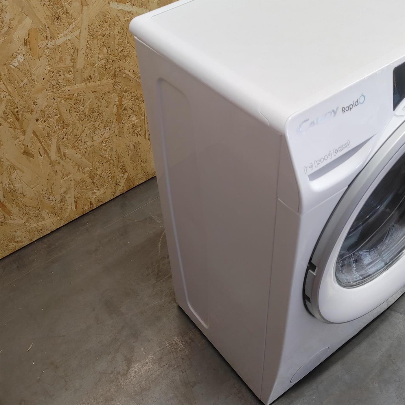 Candy RapidÓ RO41274DWMSE/1-S lavatrice Caricamento frontale 7 kg 1200 Giri/min A Bianco