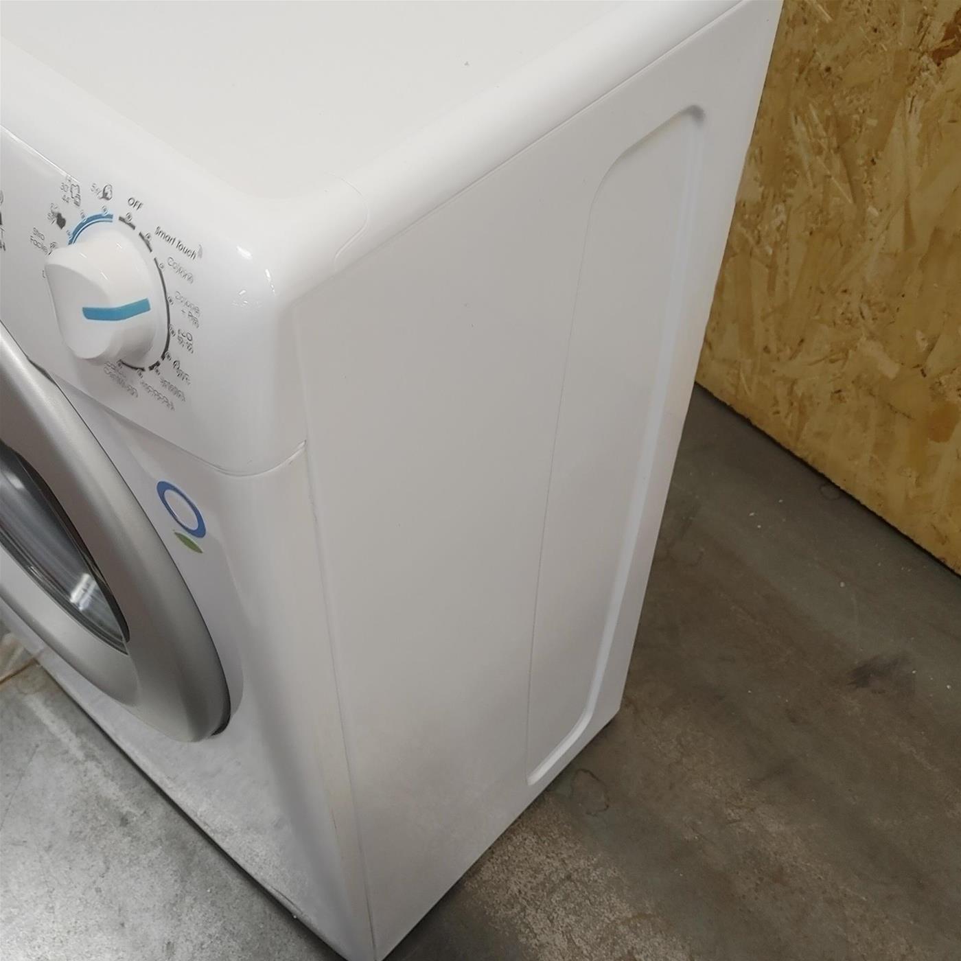 Lavatrice Candy Smart CSS41272DWSE-11 Caricamento frontale 7 kg 1200 Giri/min Bianco