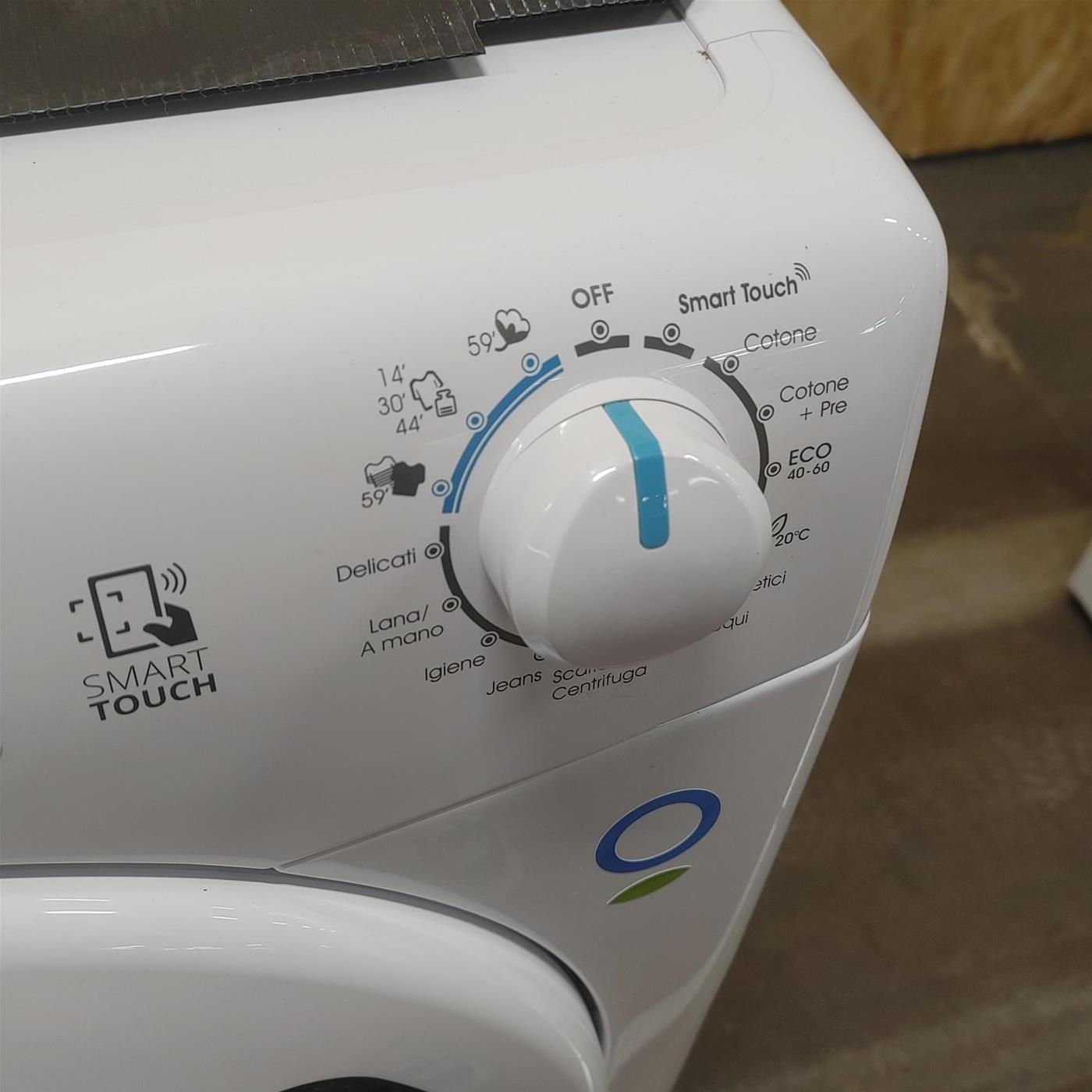 Lavatrice Candy Smart CS1292DW4/1-11 Caricamento frontale 9 kg 1200 Giri/min Bianco