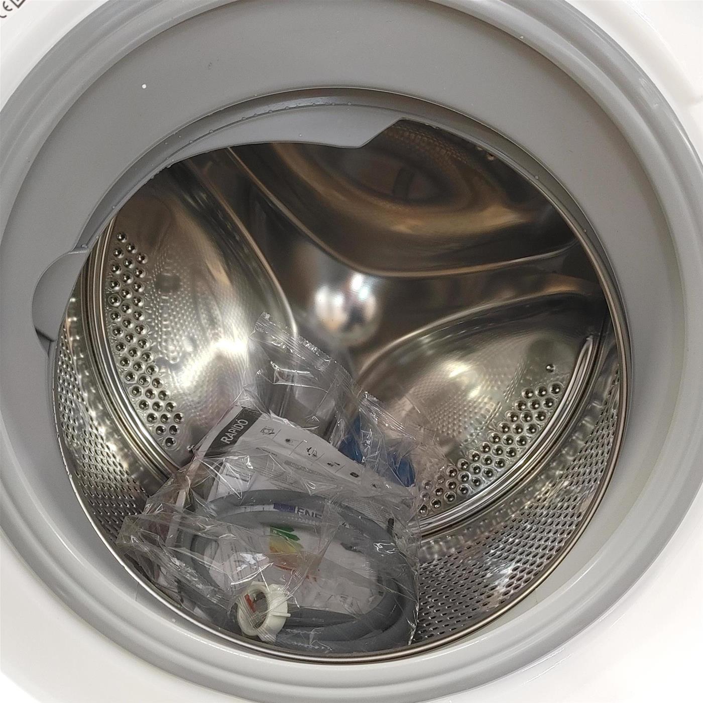 Candy RapidÓ RO41274DWMCE/1-S lavatrice Caricamento frontale 7 kg 1200 Giri/min Bianco